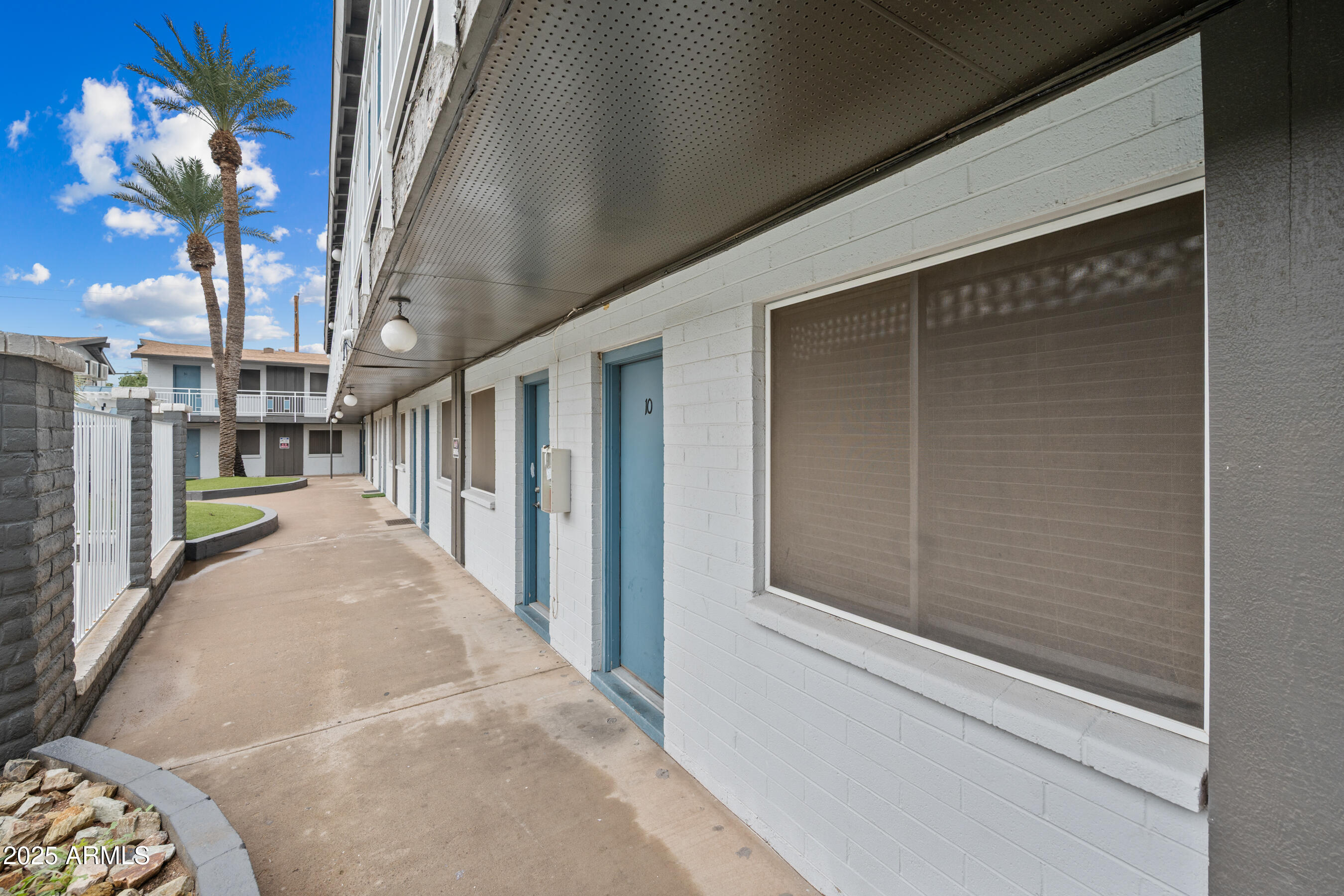 3025 N 32nd Street 10