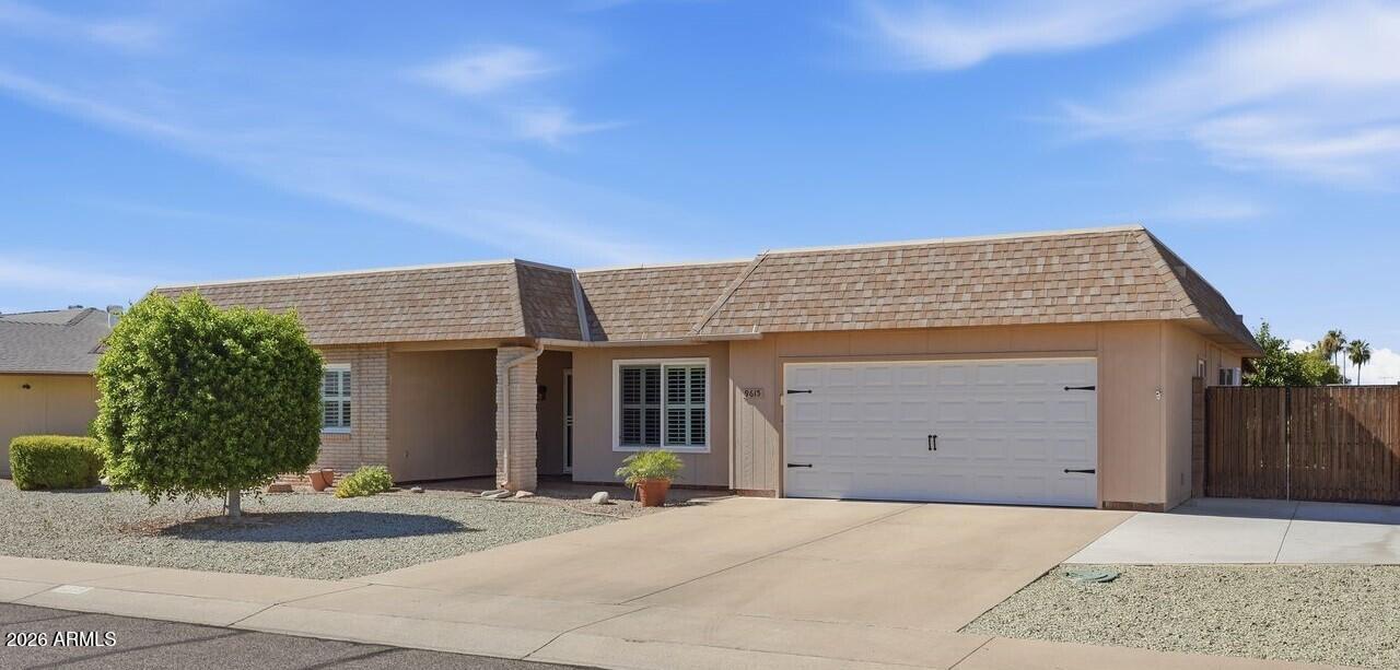 9615 W WILLOWBROOK Drive