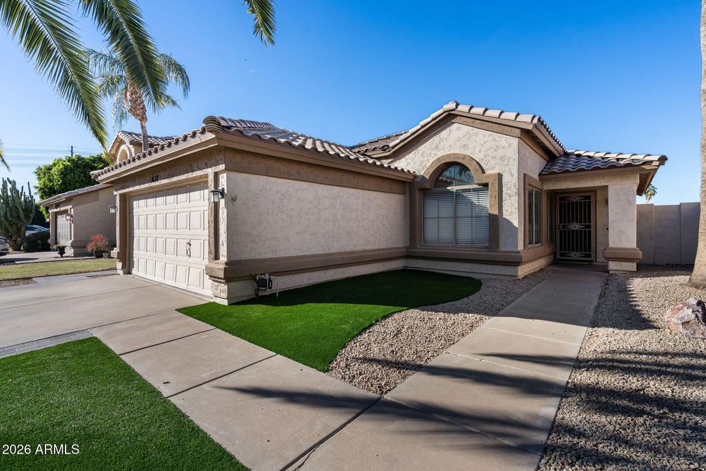 Photo of 1638 E Barbarita Avenue, Gilbert, AZ 85234 (MLS # 6970302)