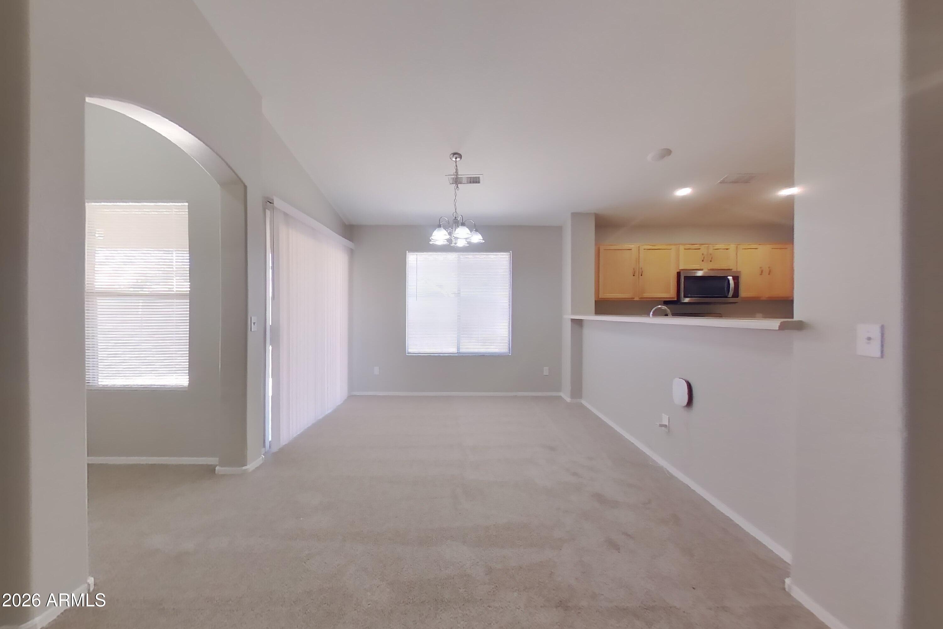 8520 W SONORA Street