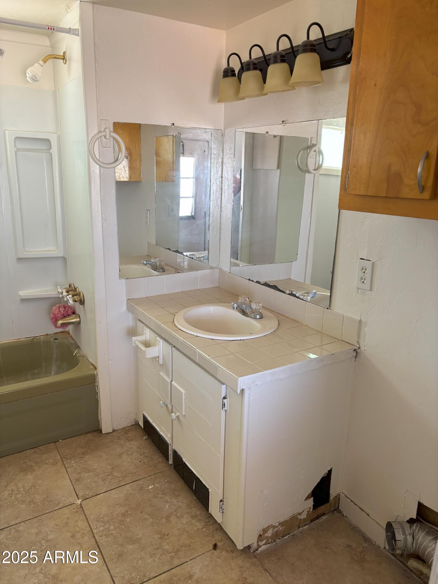 GOLDEN ACRES MOBILE HOME PARK - Residential