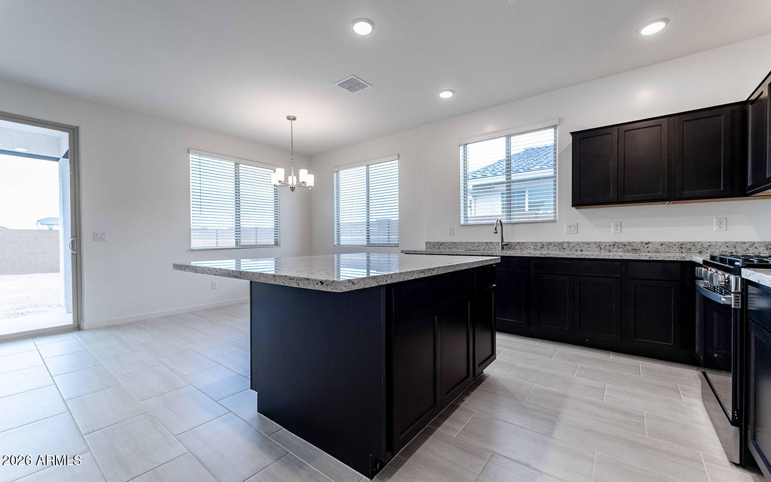 36820 W San Clemente Street