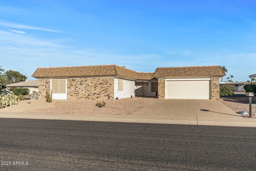 Photo of 17841 N Willowbrook Drive, Sun City, AZ 85373 (MLS # 6952718)