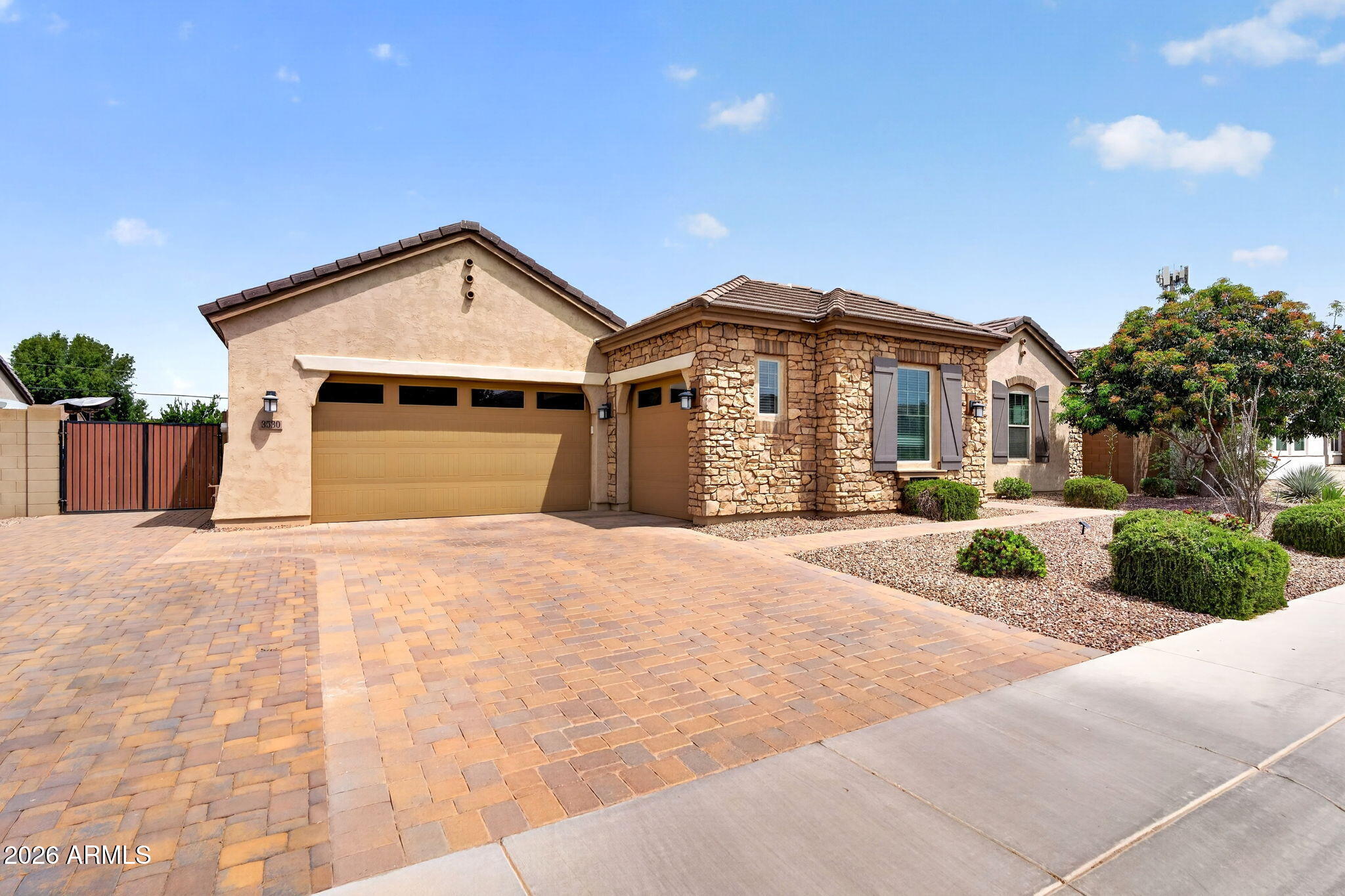 3530 E AQUARIUS Place