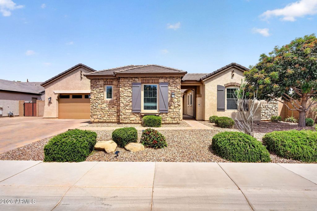 Photo of 3530 E Aquarius Place, Chandler, AZ 85249 (MLS # 7018261)