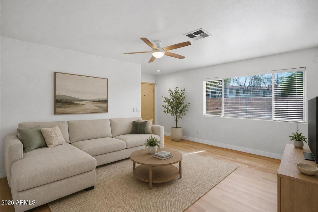 Photo of 2901 W Irma Lane, Phoenix, AZ 85027 (MLS # 7024220)