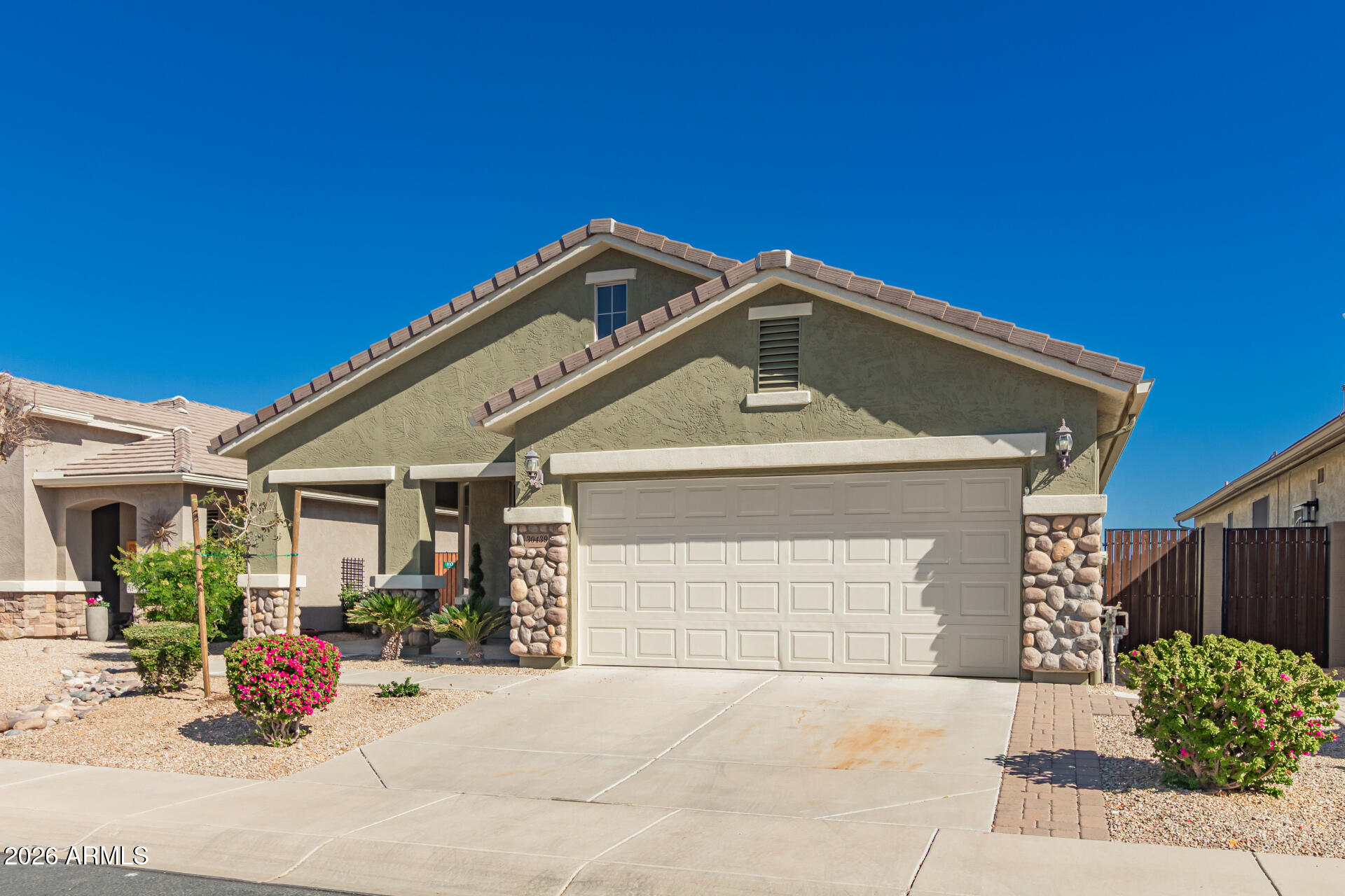 30439 N SADDLEBAG Lane