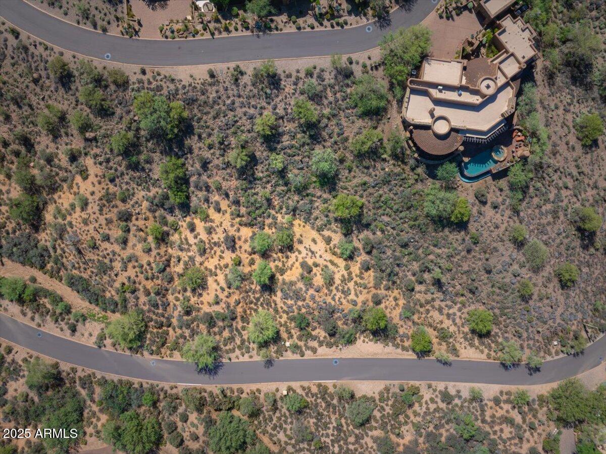 DESERT MOUNTAIN - Land