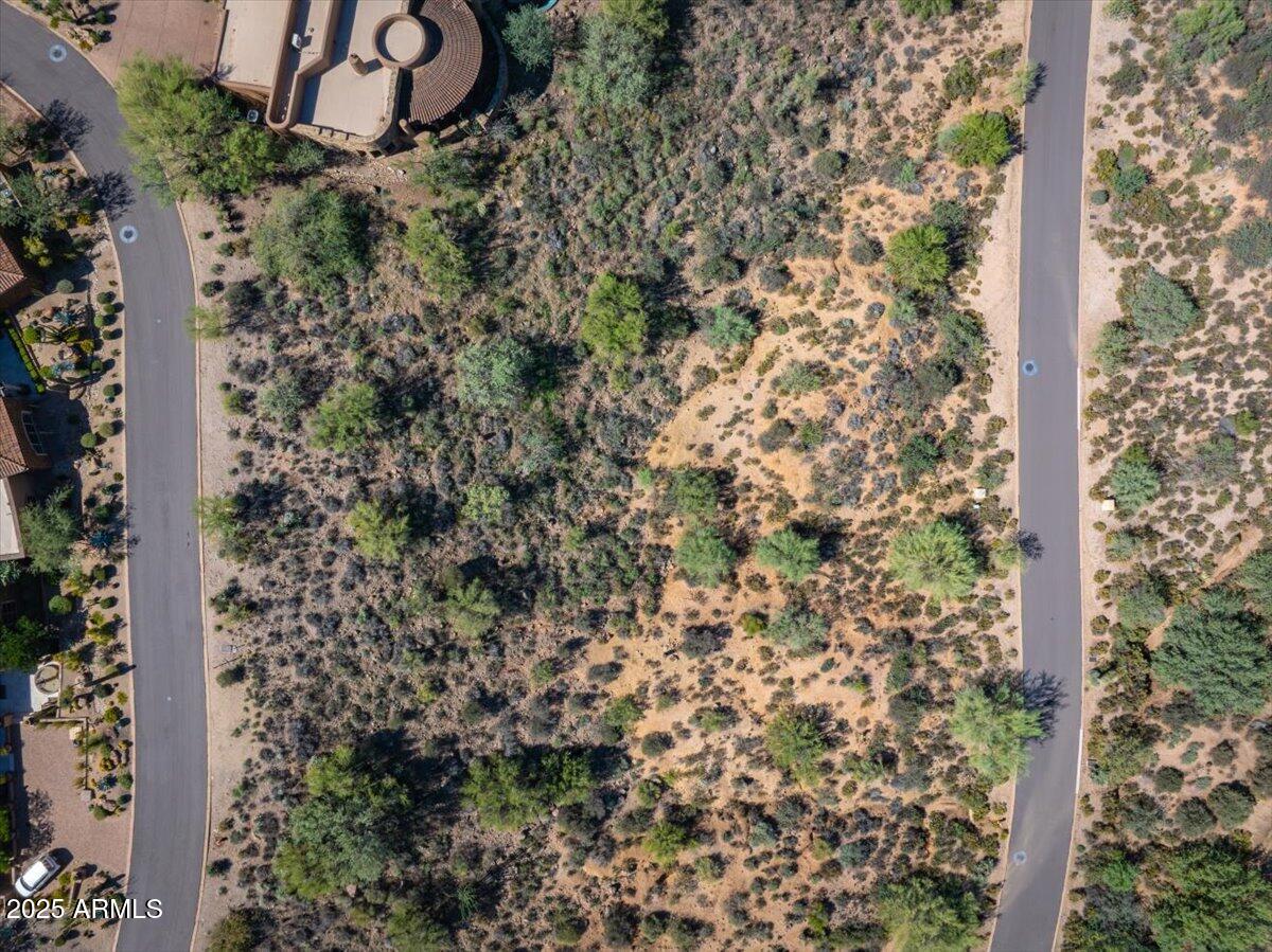 DESERT MOUNTAIN - Land