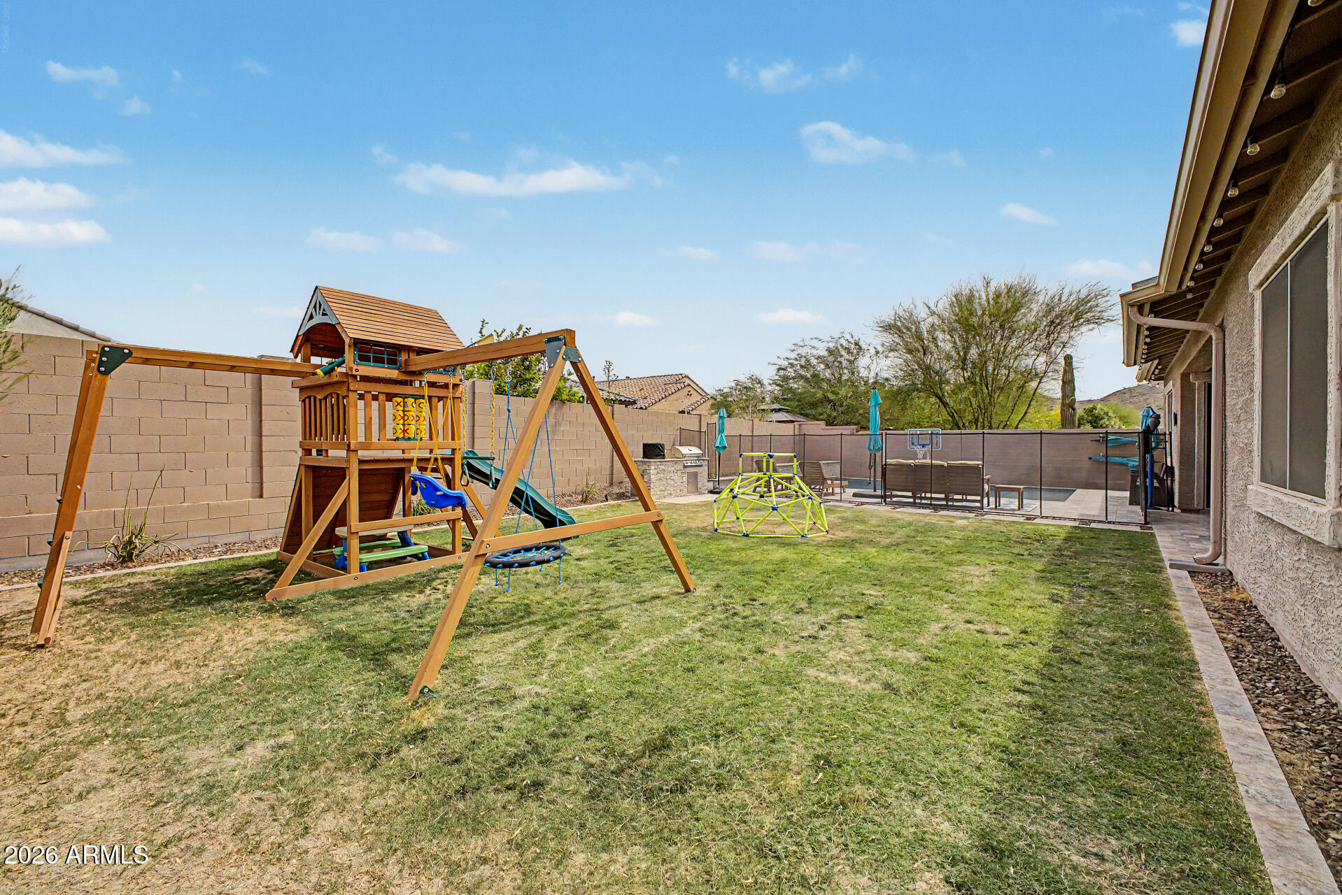 6511 W STEED Ridge