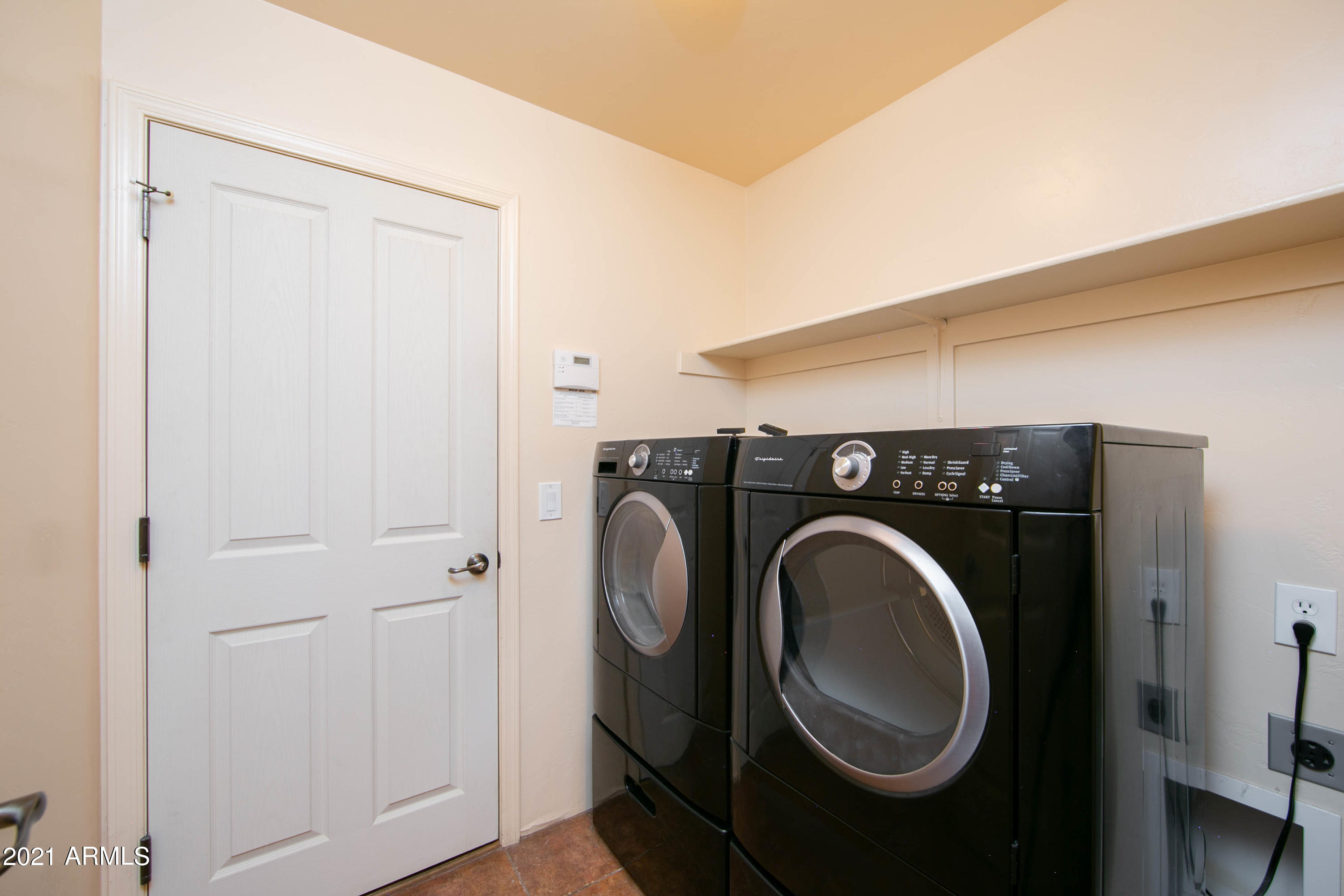 LEGENDS AT VALIENTE UNIT 2 - Residential