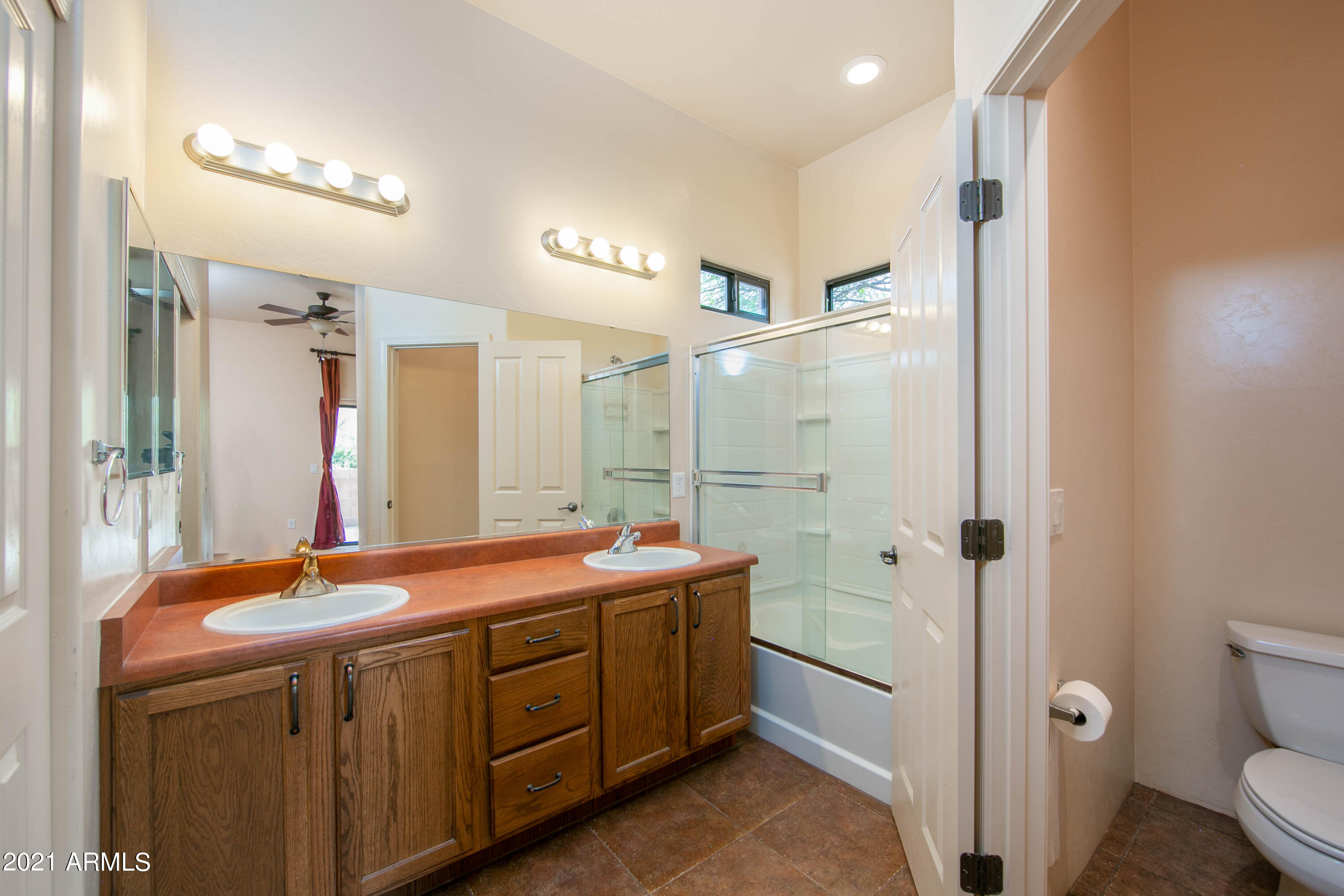 LEGENDS AT VALIENTE UNIT 2 - Residential