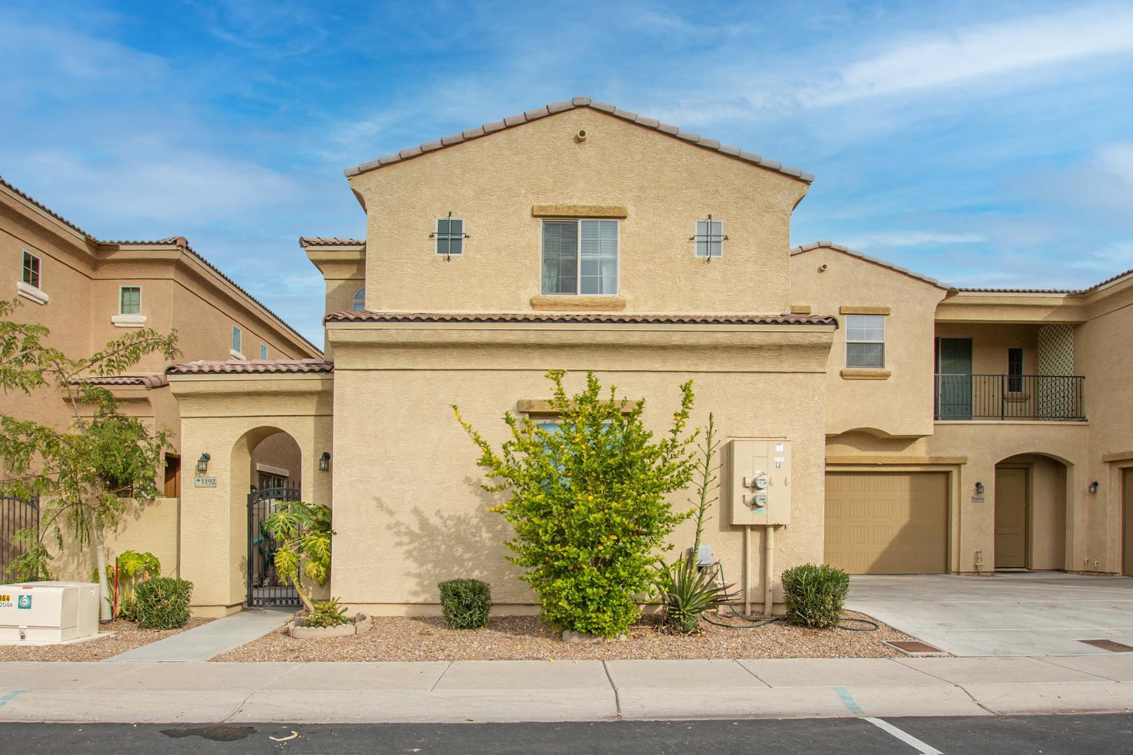 1367 S Country Club Drive Unit 1192