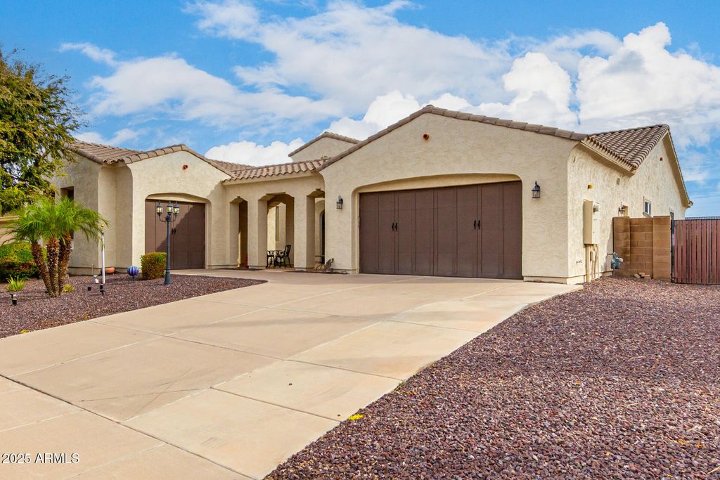 Photo of 23269 S 204th Street, Queen Creek, AZ 85142 (MLS # 6951114)