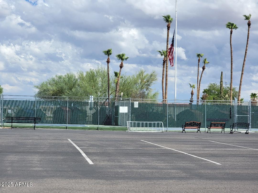 205 E SAGUARO Drive 380