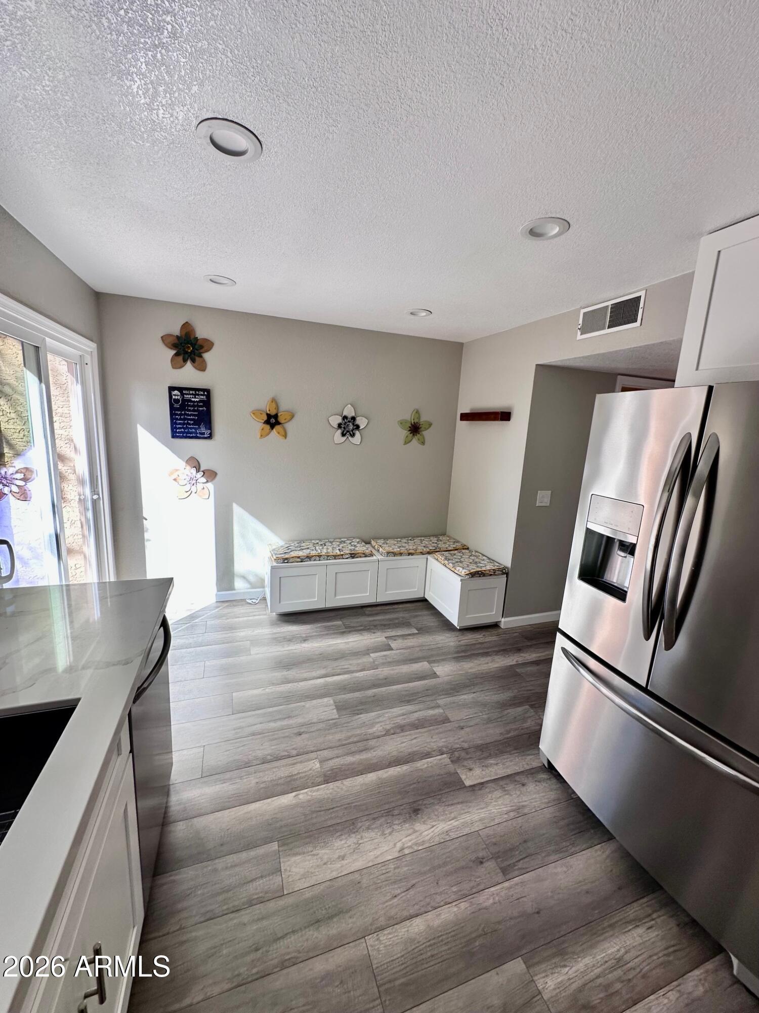 4901 E KELTON Lane 1063