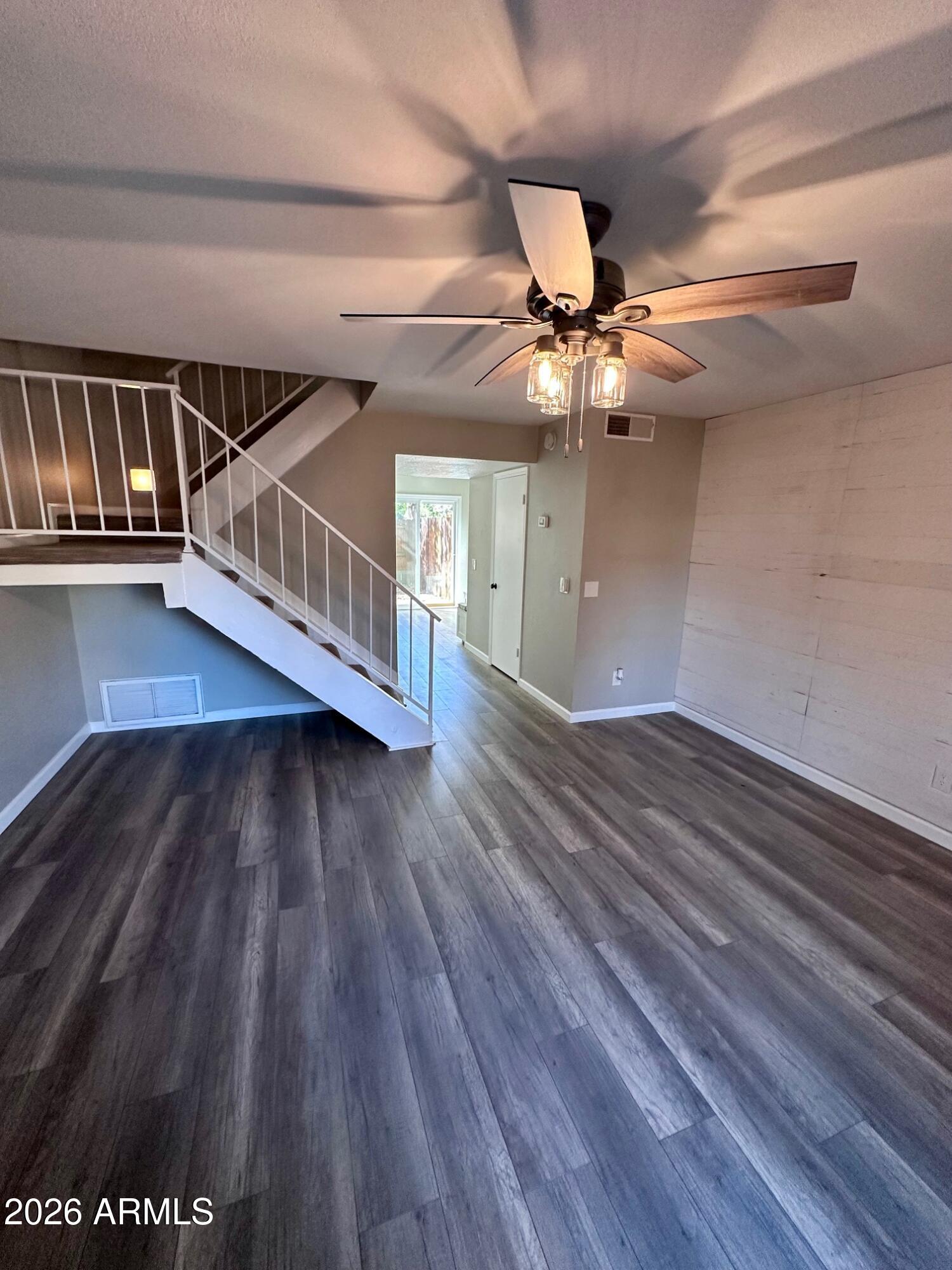 4901 E KELTON Lane 1063