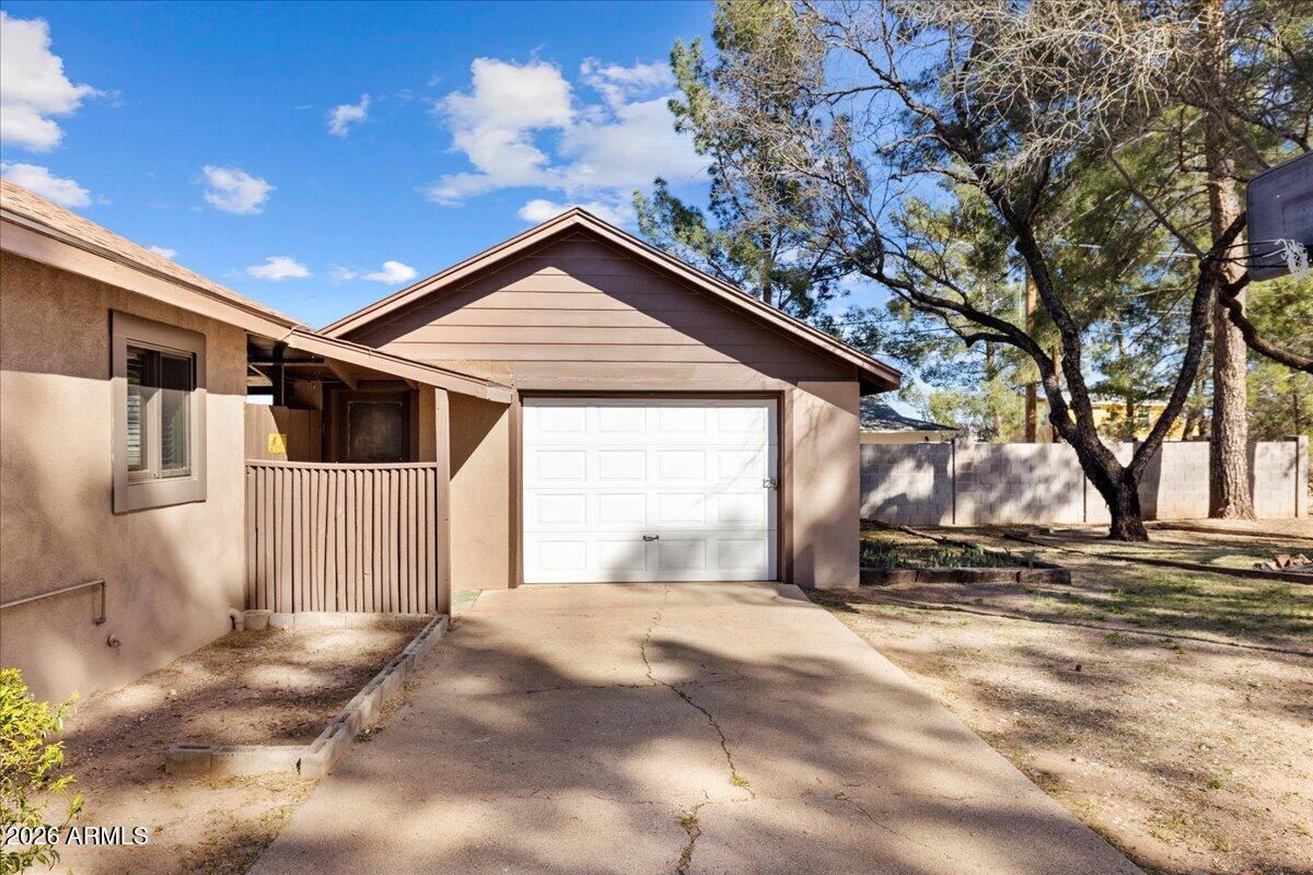 519 N VERDE HEIGHTS Drive