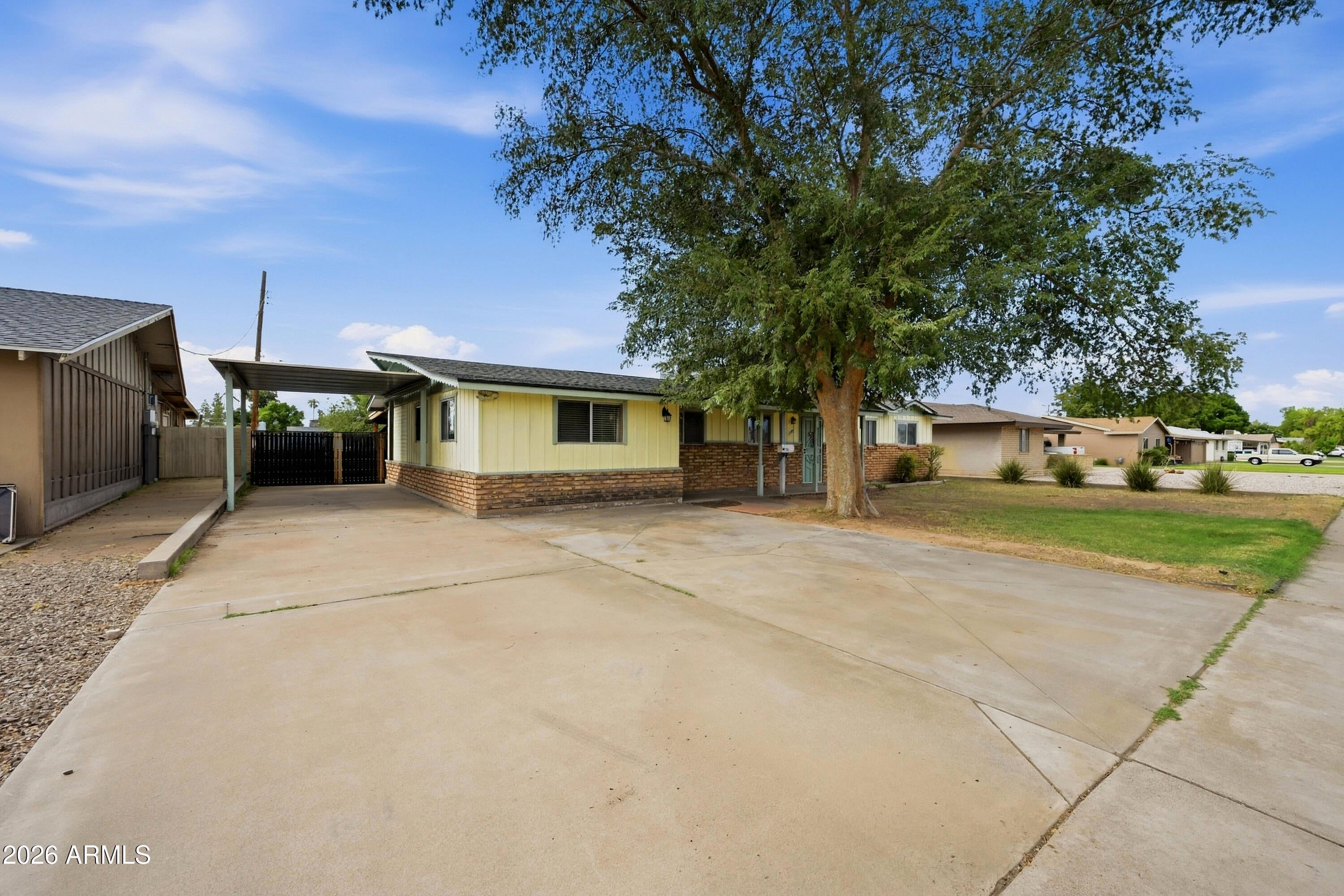 1149 E 7TH Place
