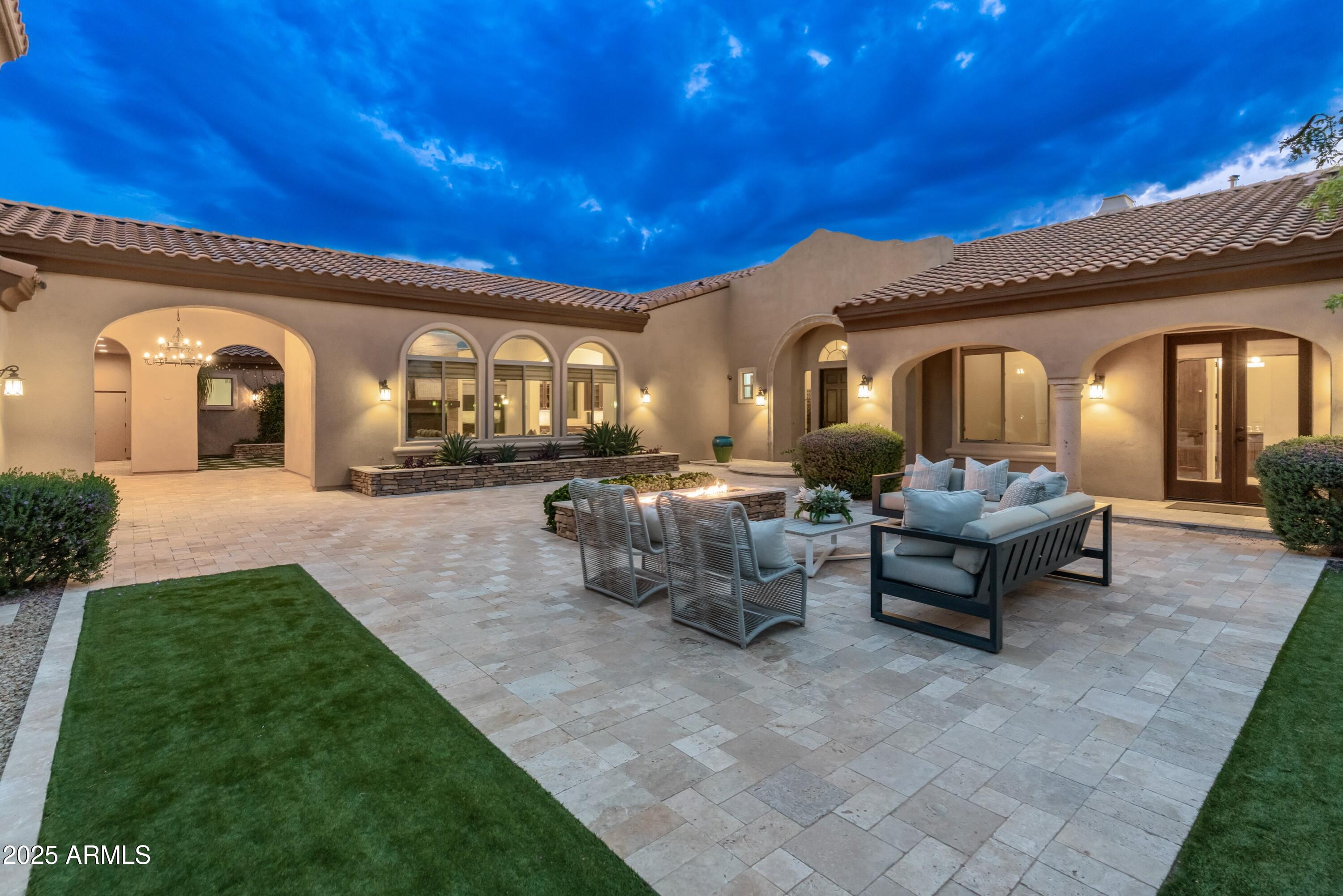 SAGUARO ESTATES - Residential