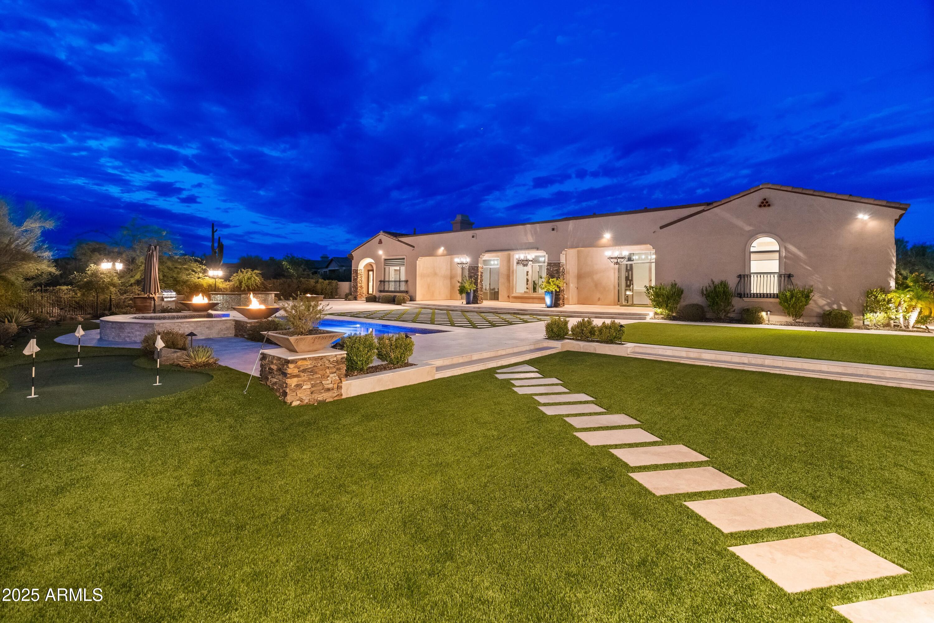 SAGUARO ESTATES - Residential
