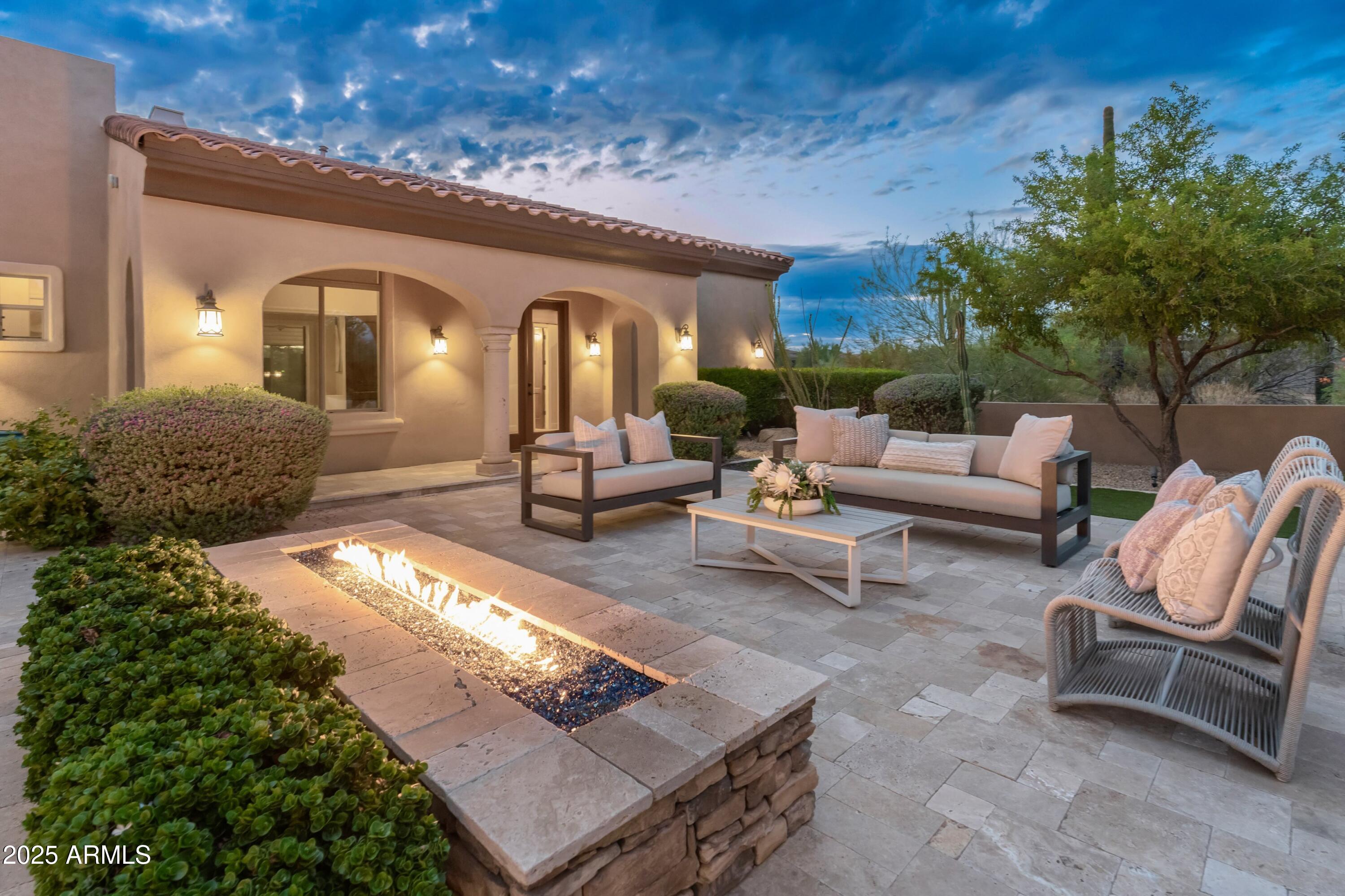 SAGUARO ESTATES - Residential