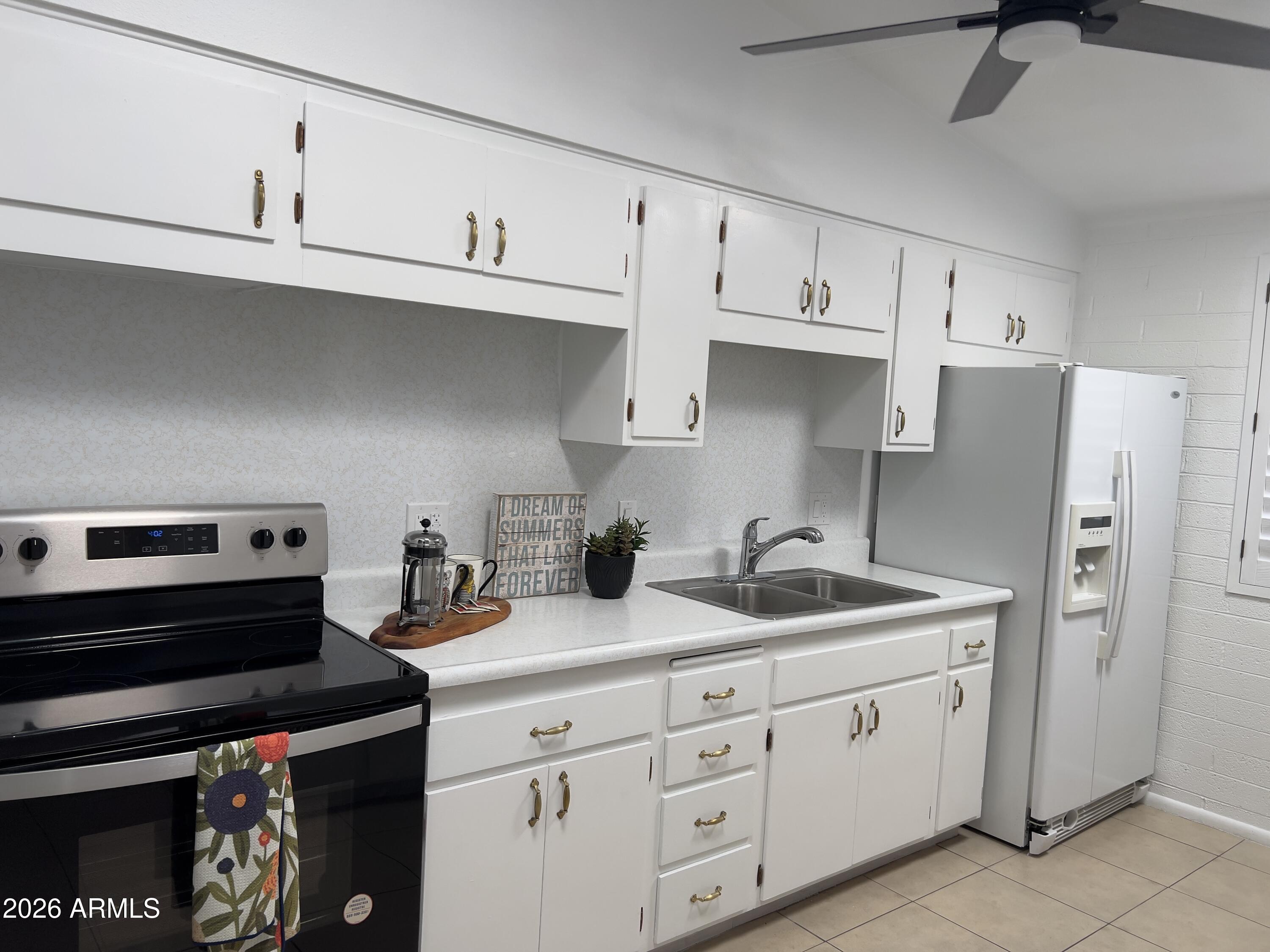 10376 W Oakmont Drive