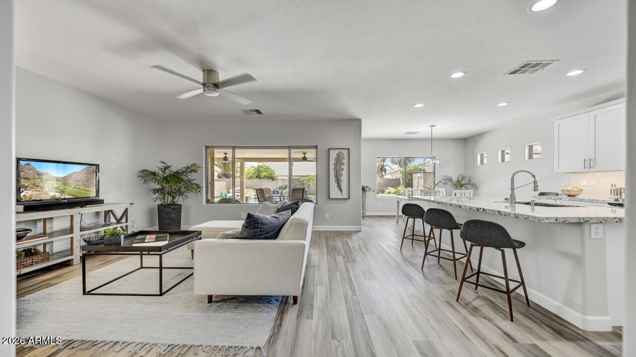 5511 W Molly Lane