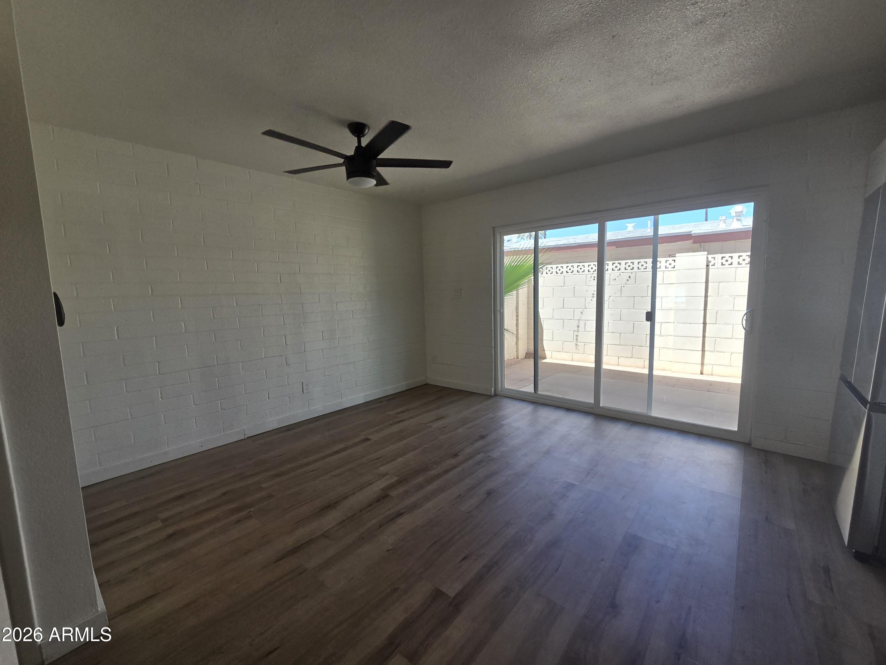 4848 N WOODMERE FAIRWAY -- 16