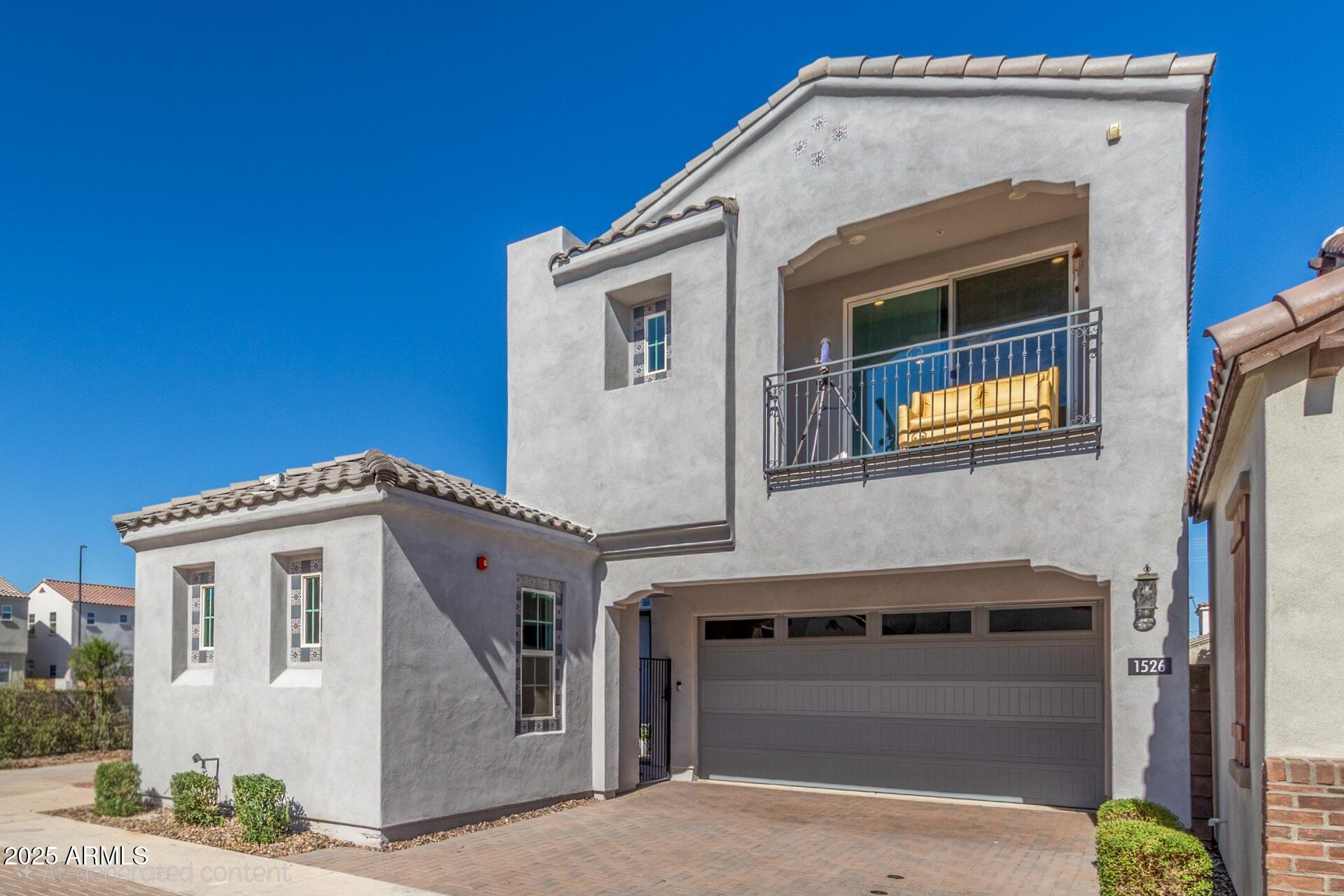 1526 E SHANNON Street