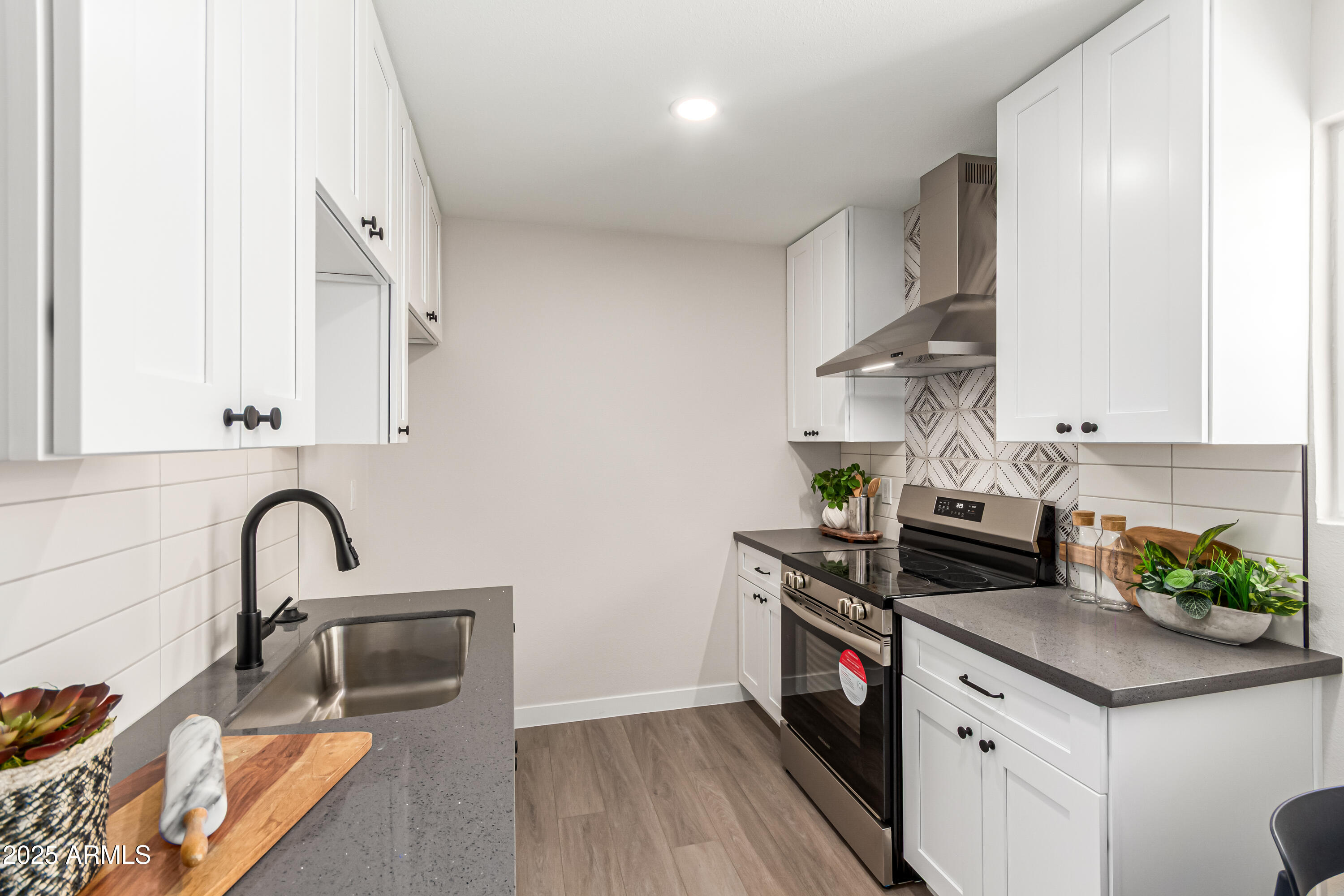 920 N 82ND Street H208