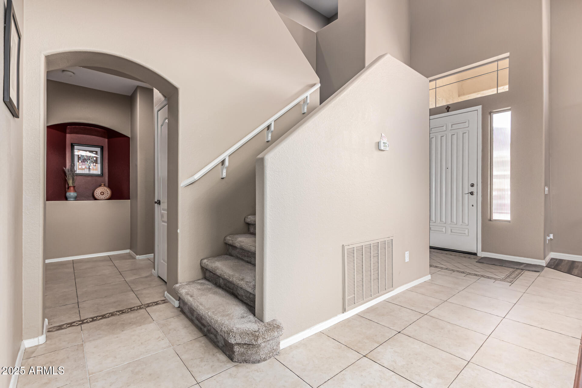 1635 W WINDSONG Drive