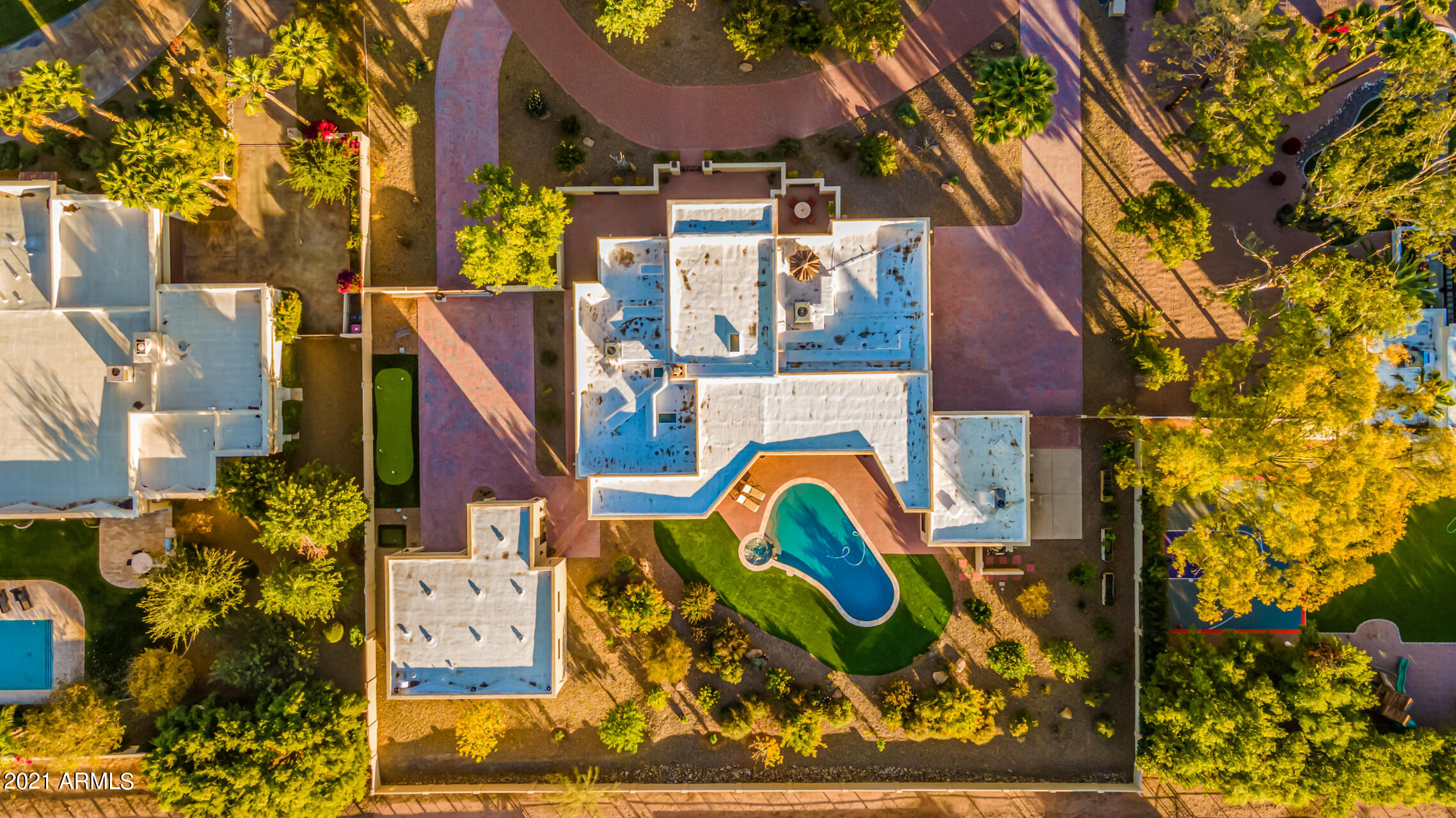 PALO VIENTO 1 - Residential