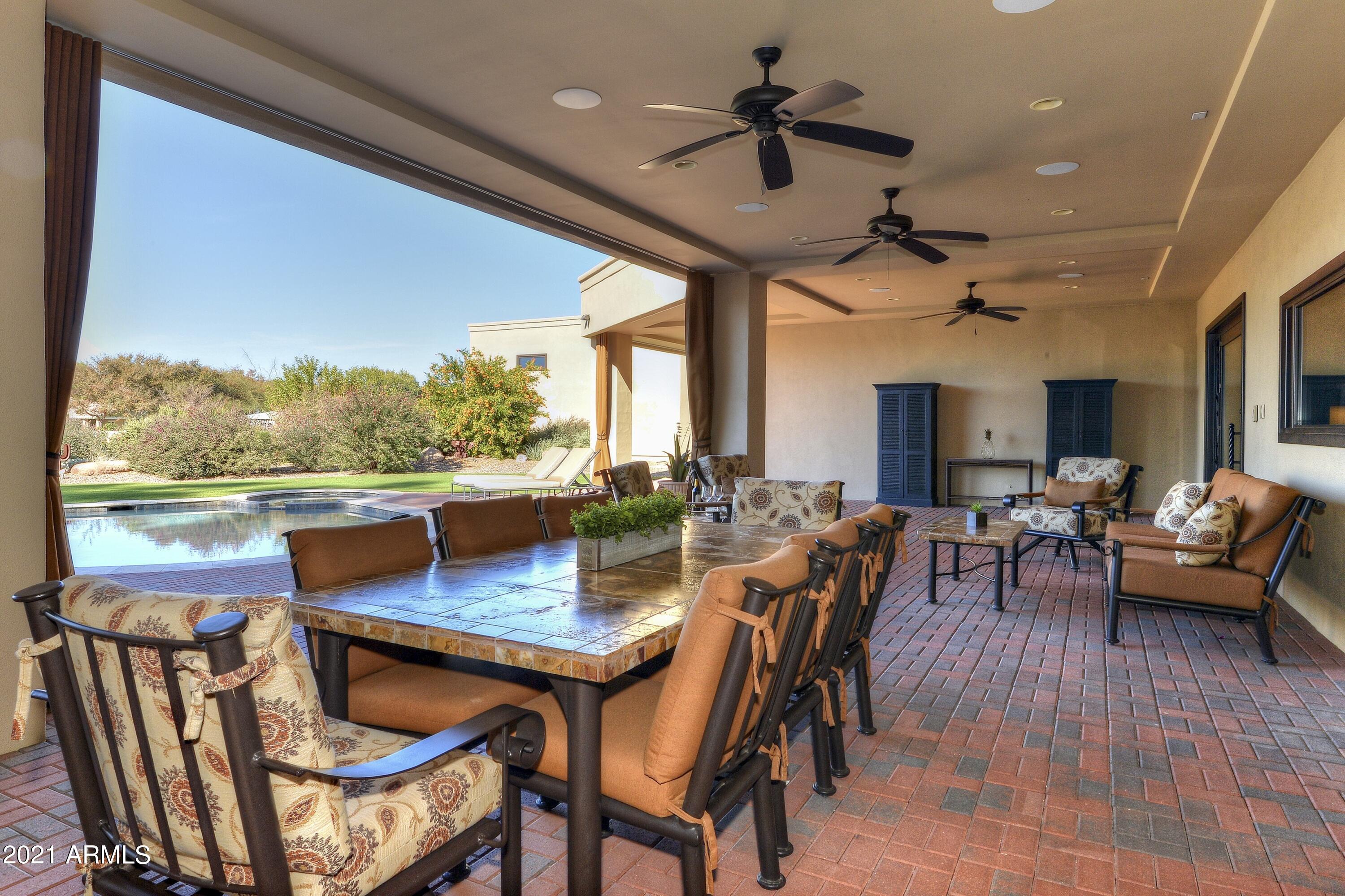 PALO VIENTO 1 - Residential