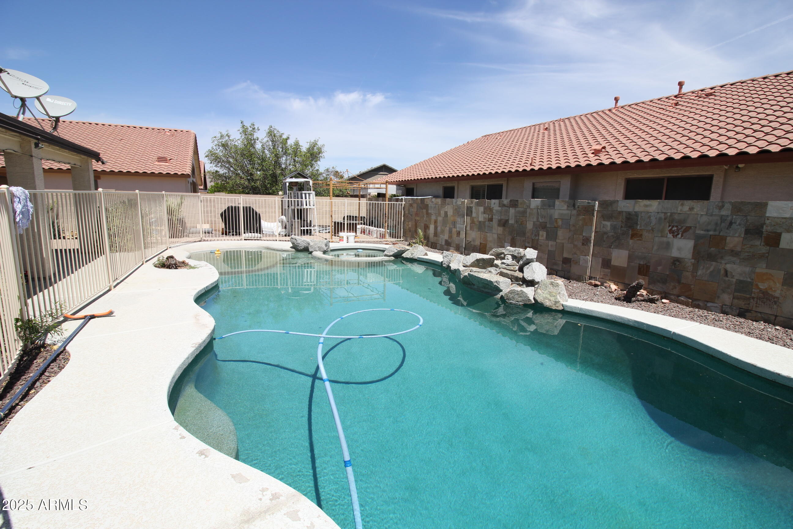 Search Homes 4 16233 N 32ND Avenue