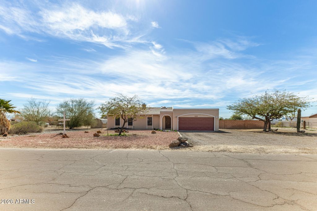 Photo of 22627 W Magnolia Street, Buckeye, AZ 85326 (MLS # 6990965)