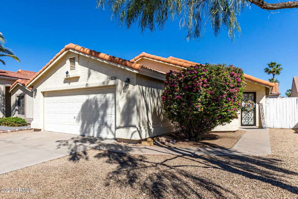 Photo of 7826 W Mcrae Way, Glendale, AZ 85308 (MLS # 6999214)