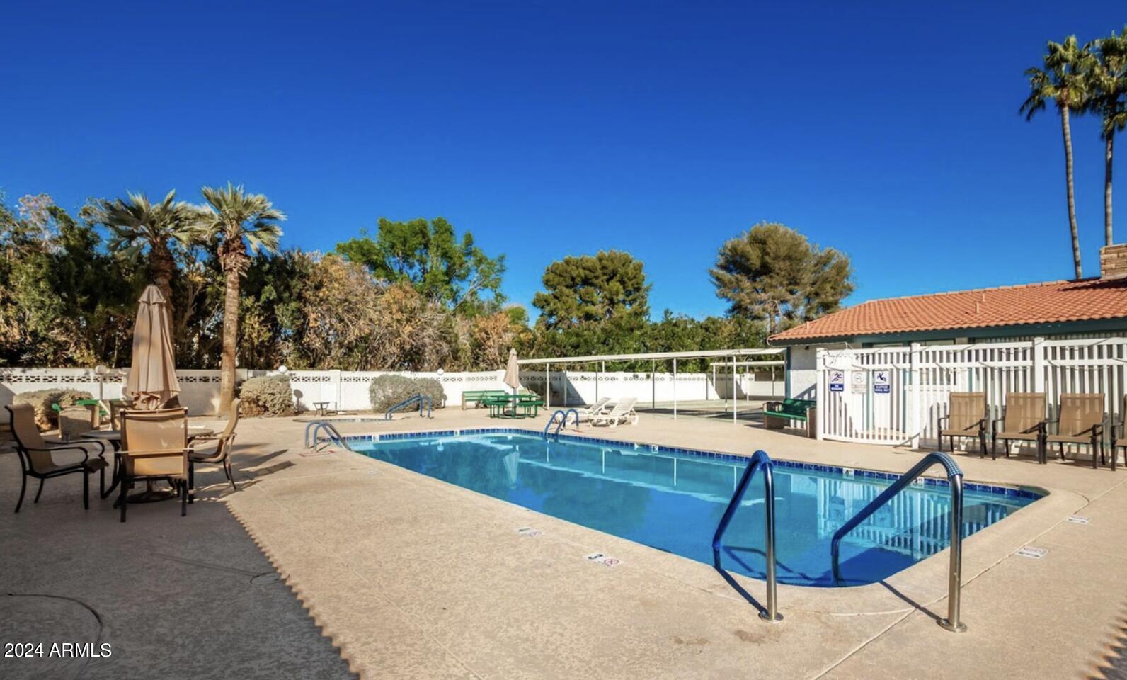 Friendly village of Orangewood - Residential