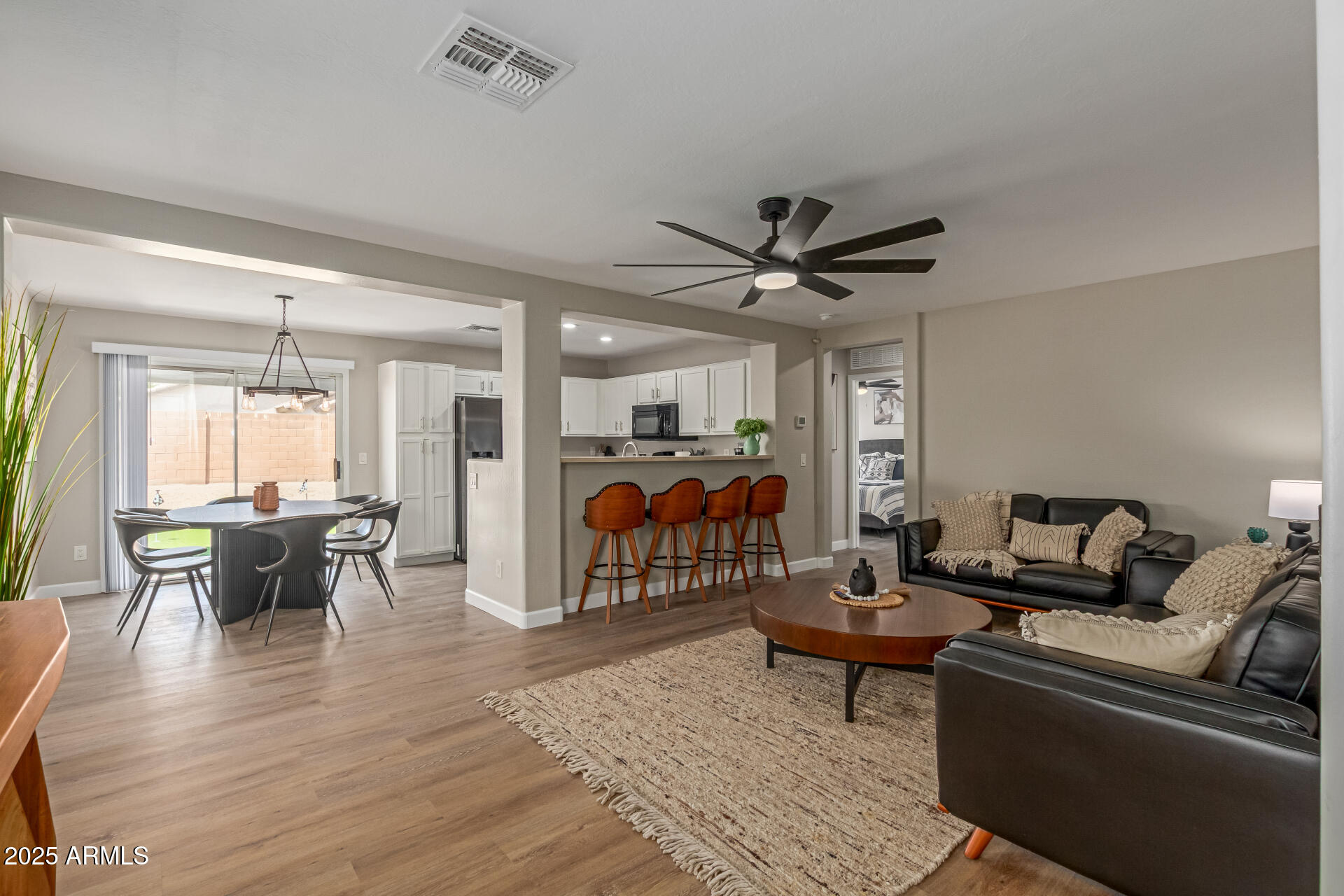 12430 W WILLOW Avenue