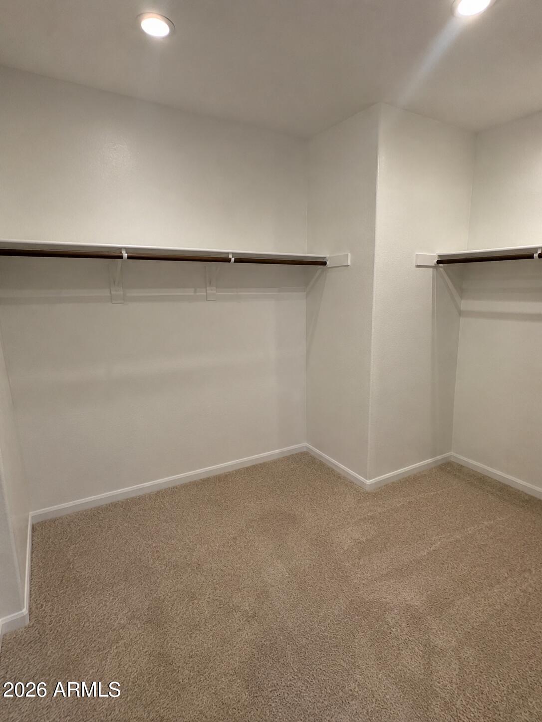 320 W GLACIER BAY Drive