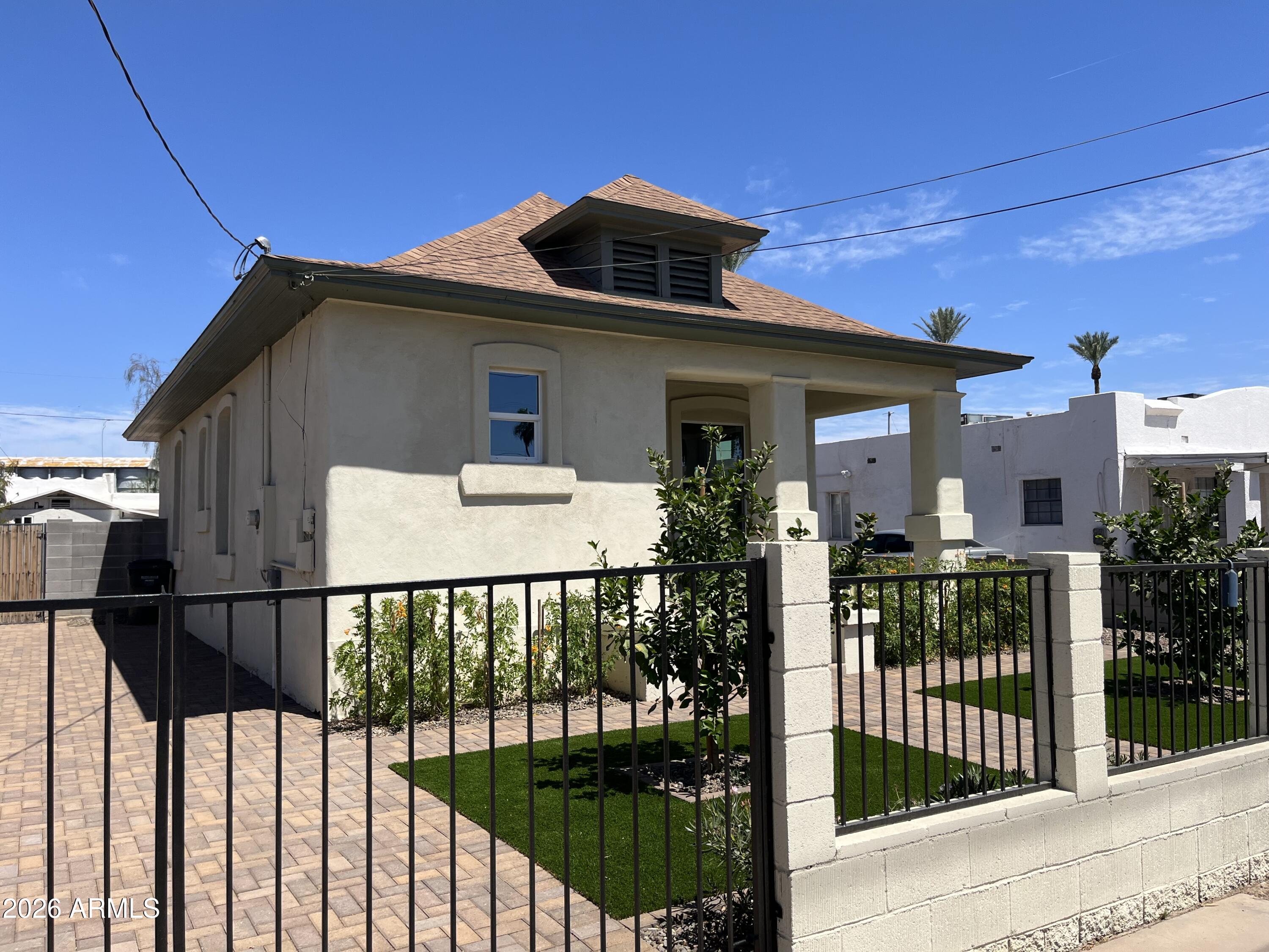 317 N 20TH Avenue