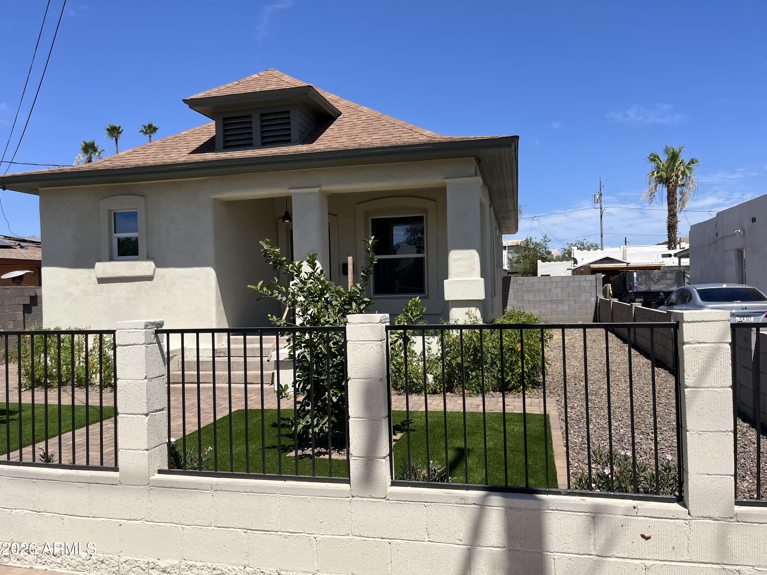 317 N 20TH Avenue