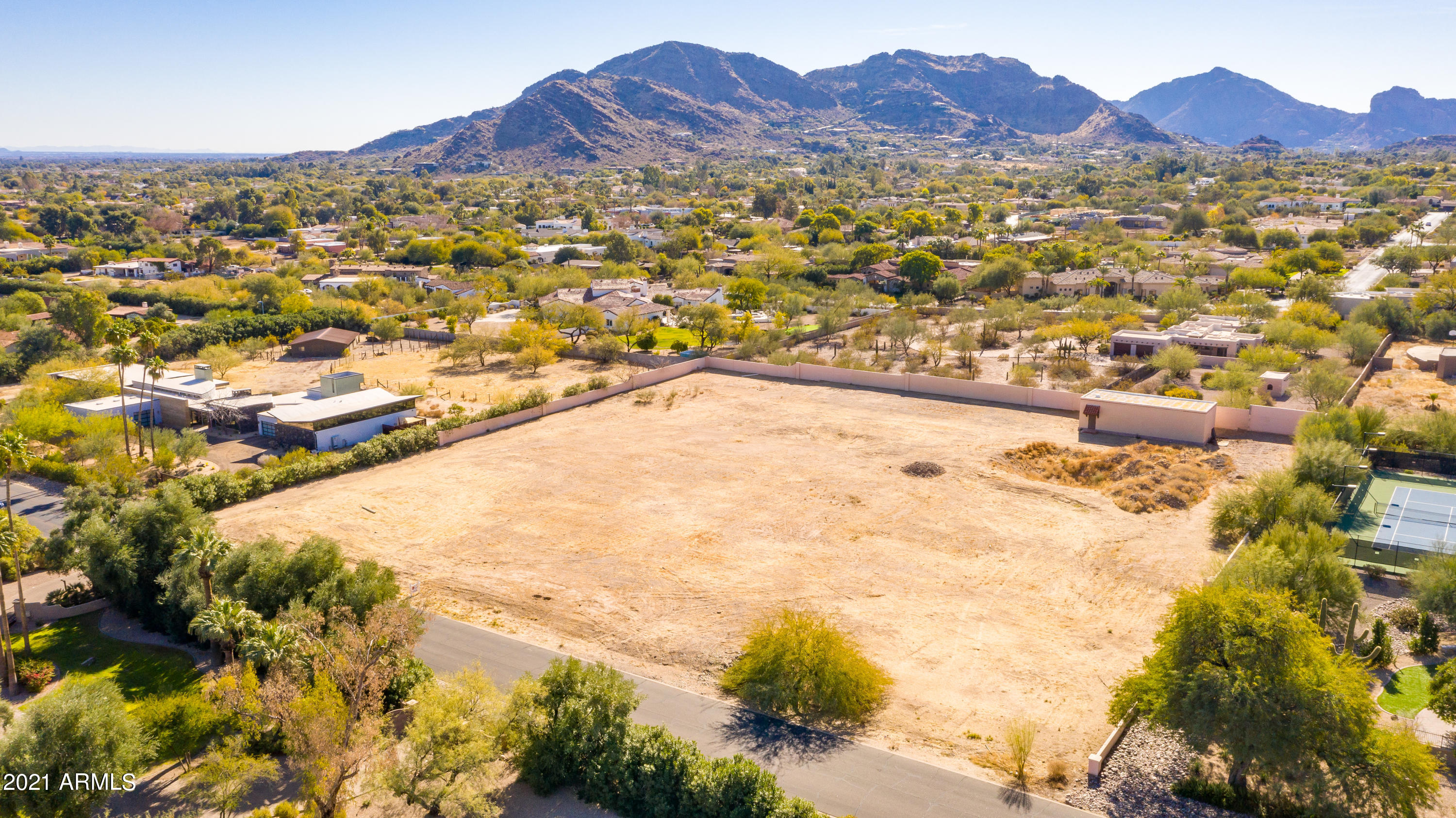 SQUAW PEAK ESTATES TR 7, 10 - Land