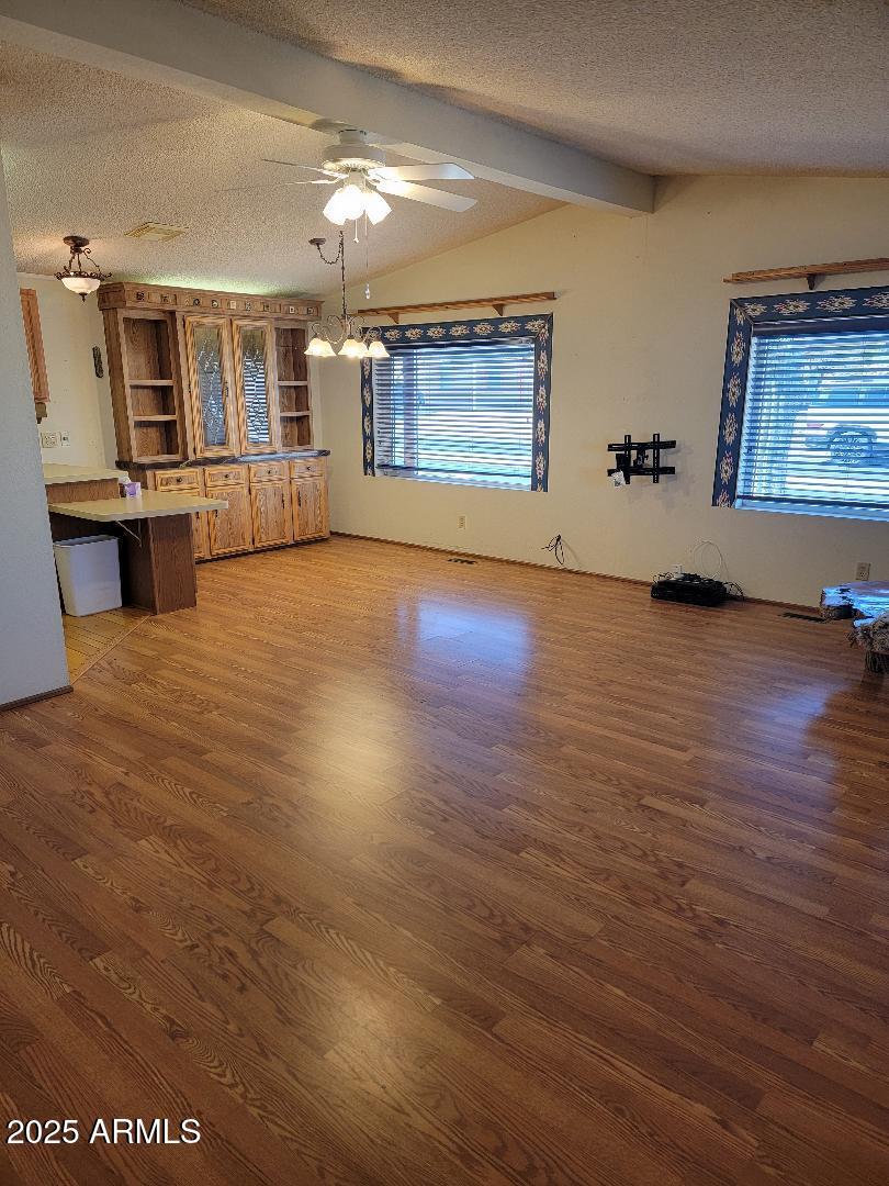 3927 N COLORADO Avenue