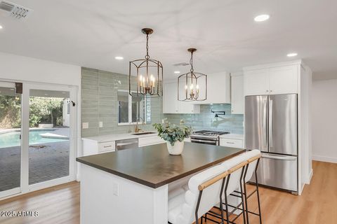 4102 E PINCHOT Avenue Phoenix AZ 85018