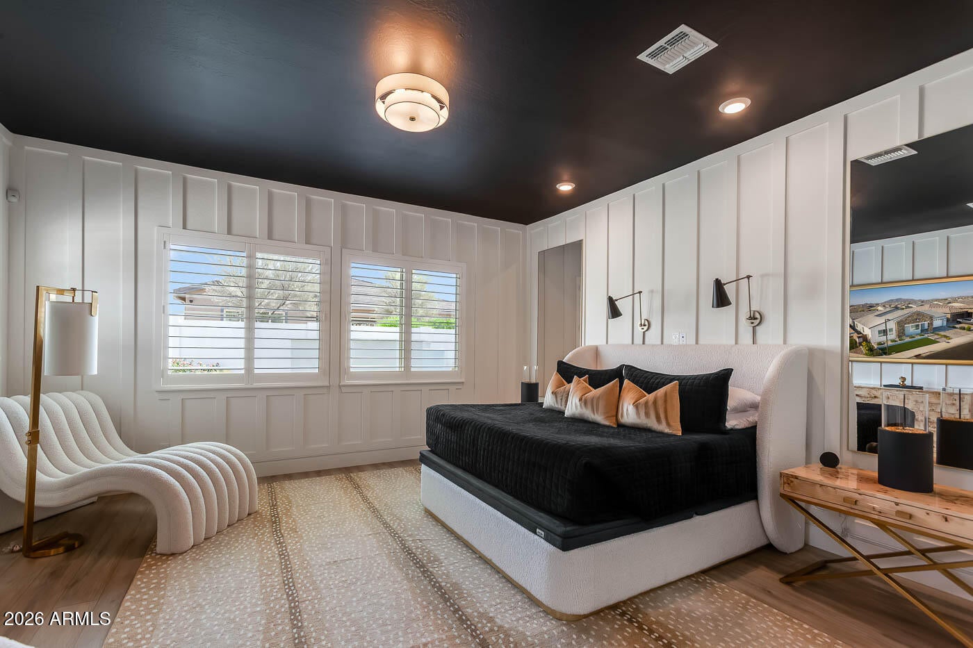 1227 E JUDE Lane