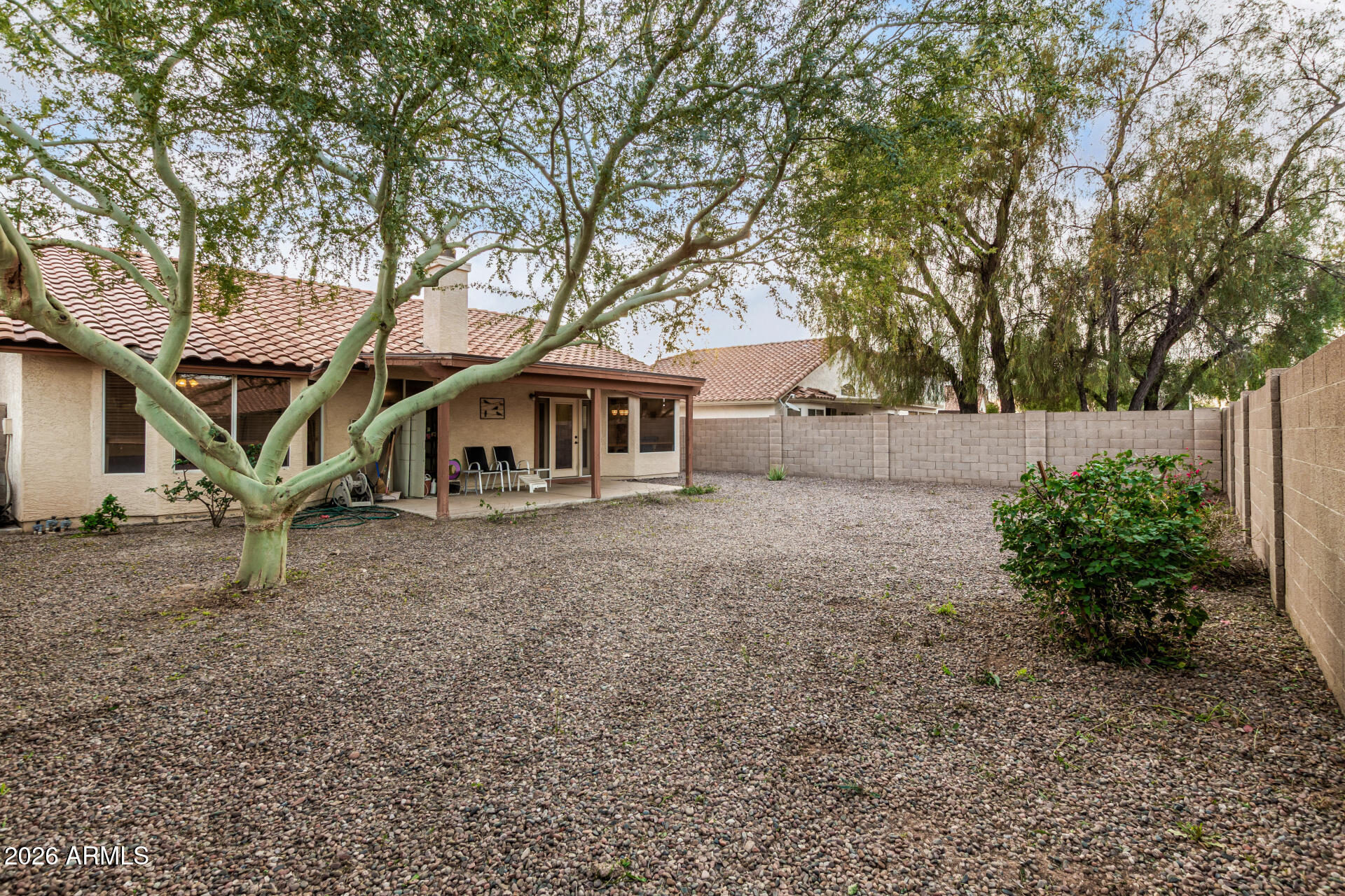 1200 W CHICAGO Street