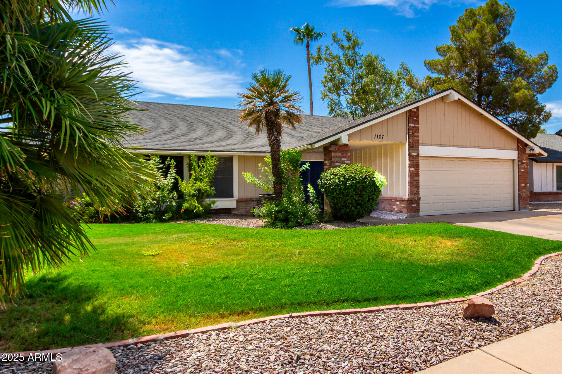 1107 W STOTTLER Drive