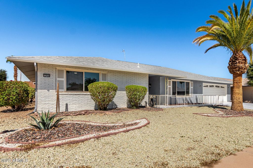 Photo of 12646 W Butterfield Drive, Sun City West, AZ 85375 (MLS # 6928382)