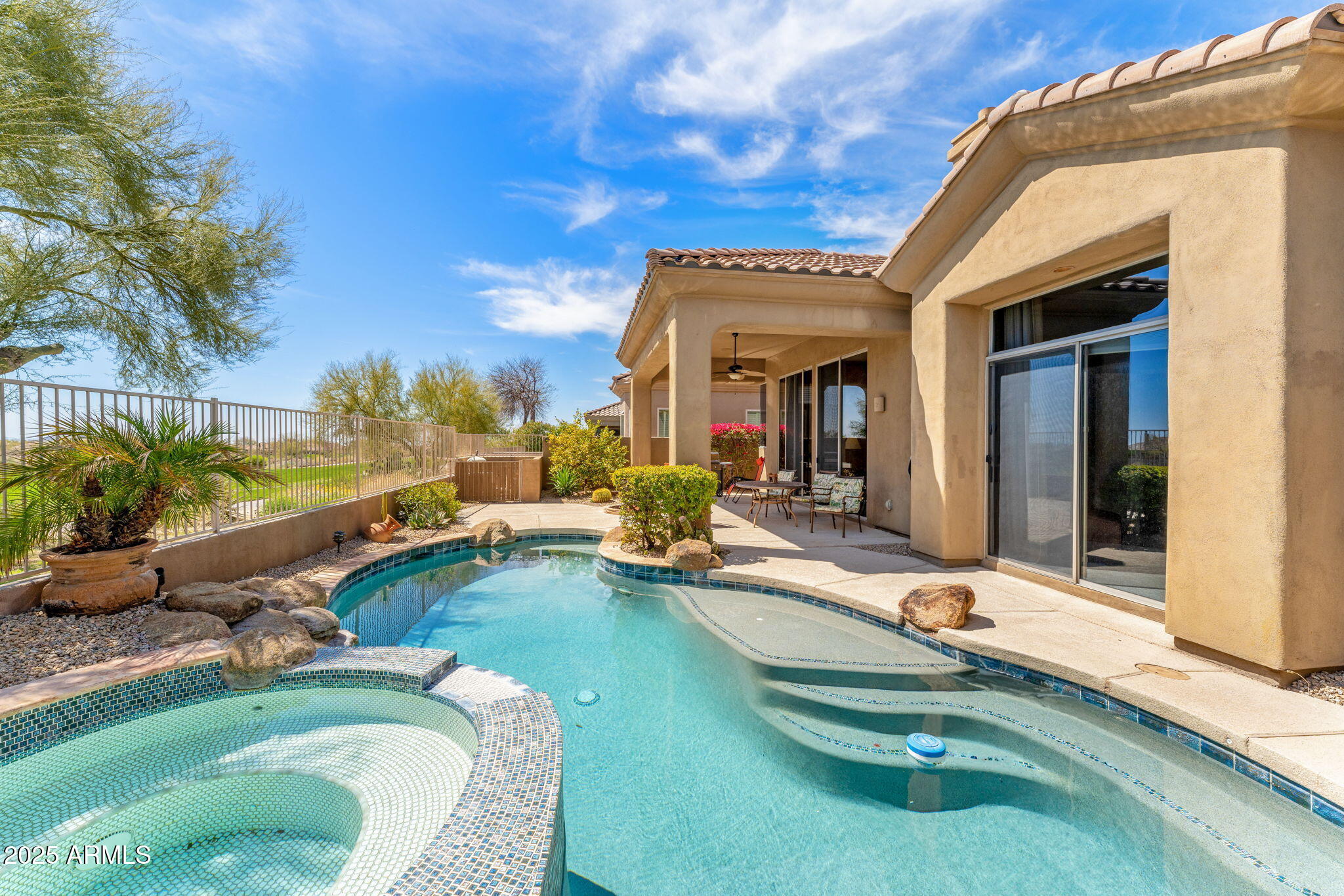 9327 E WHITEWING Drive